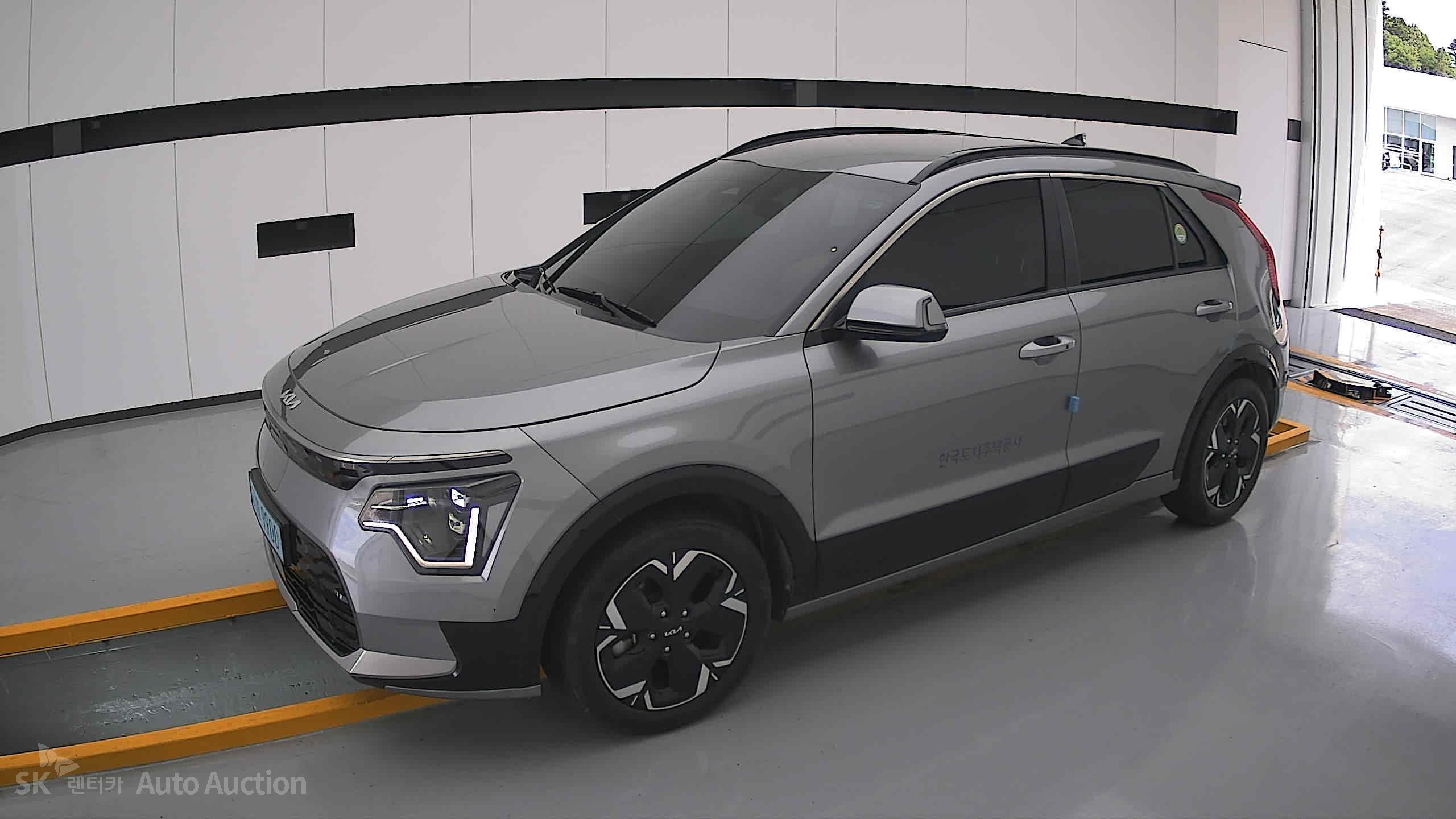 كيا Niro Ev 2023 — صورة 12
