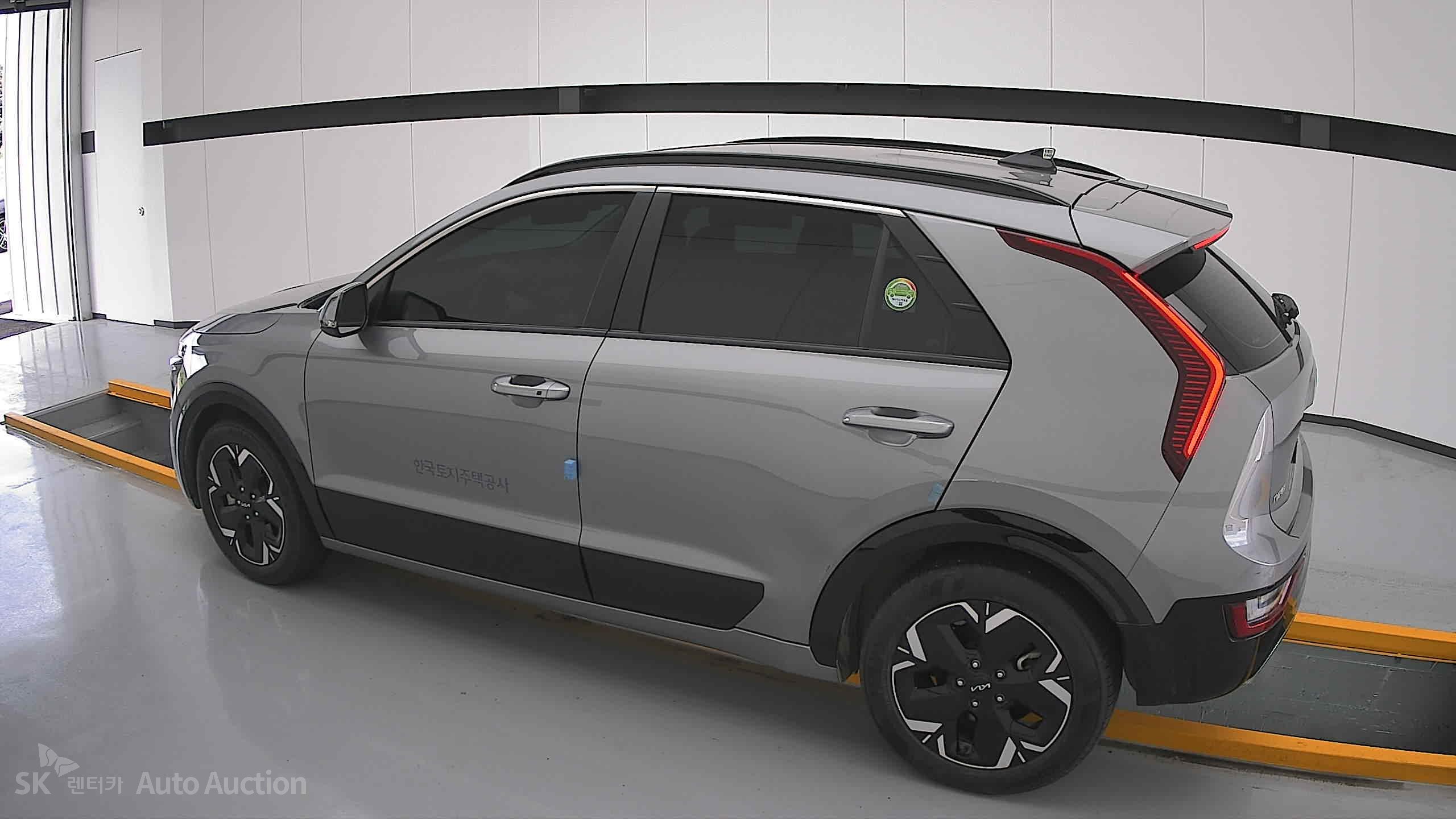 كيا Niro Ev 2023 — صورة 14
