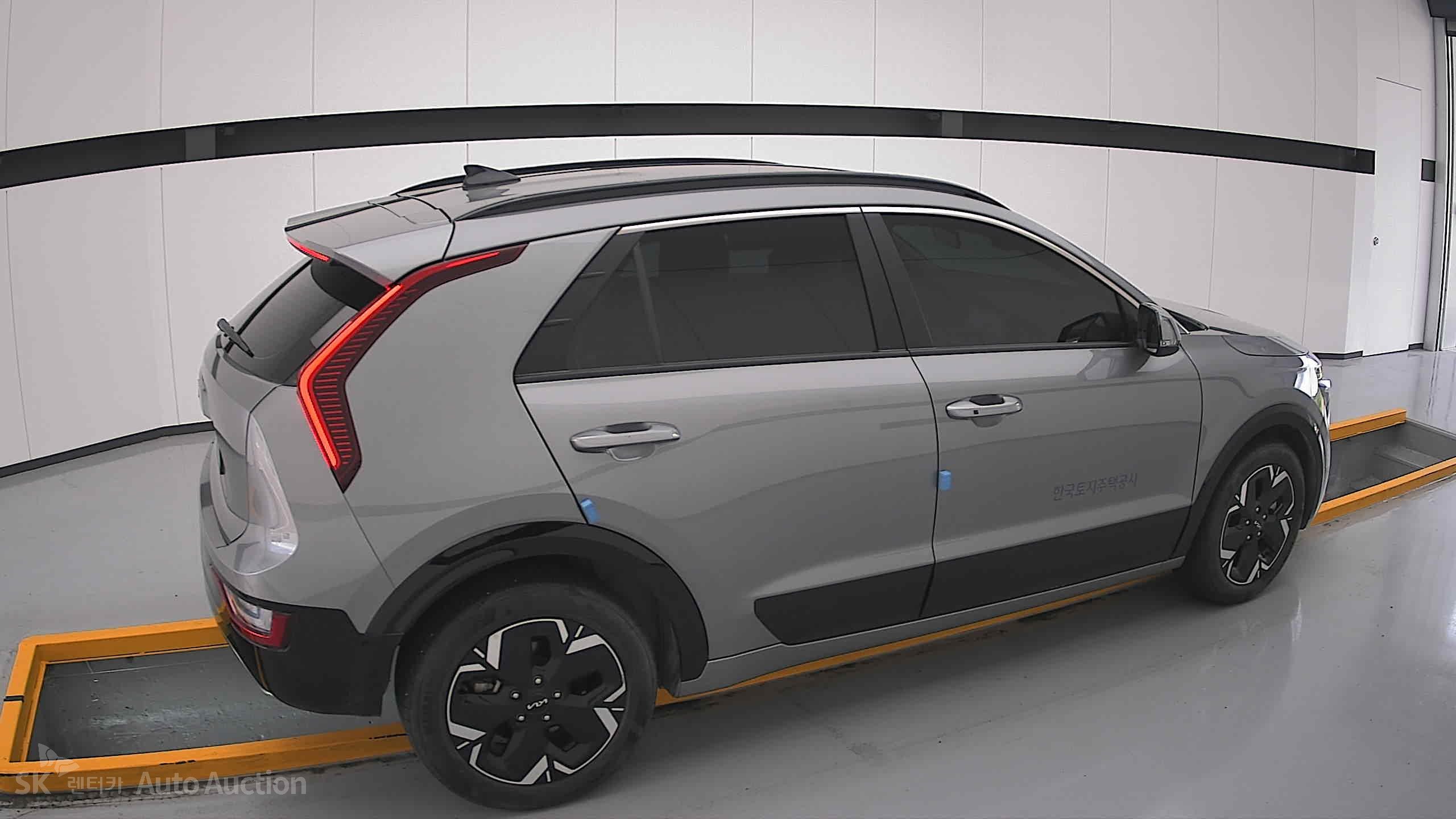 كيا Niro Ev 2023 — صورة 18