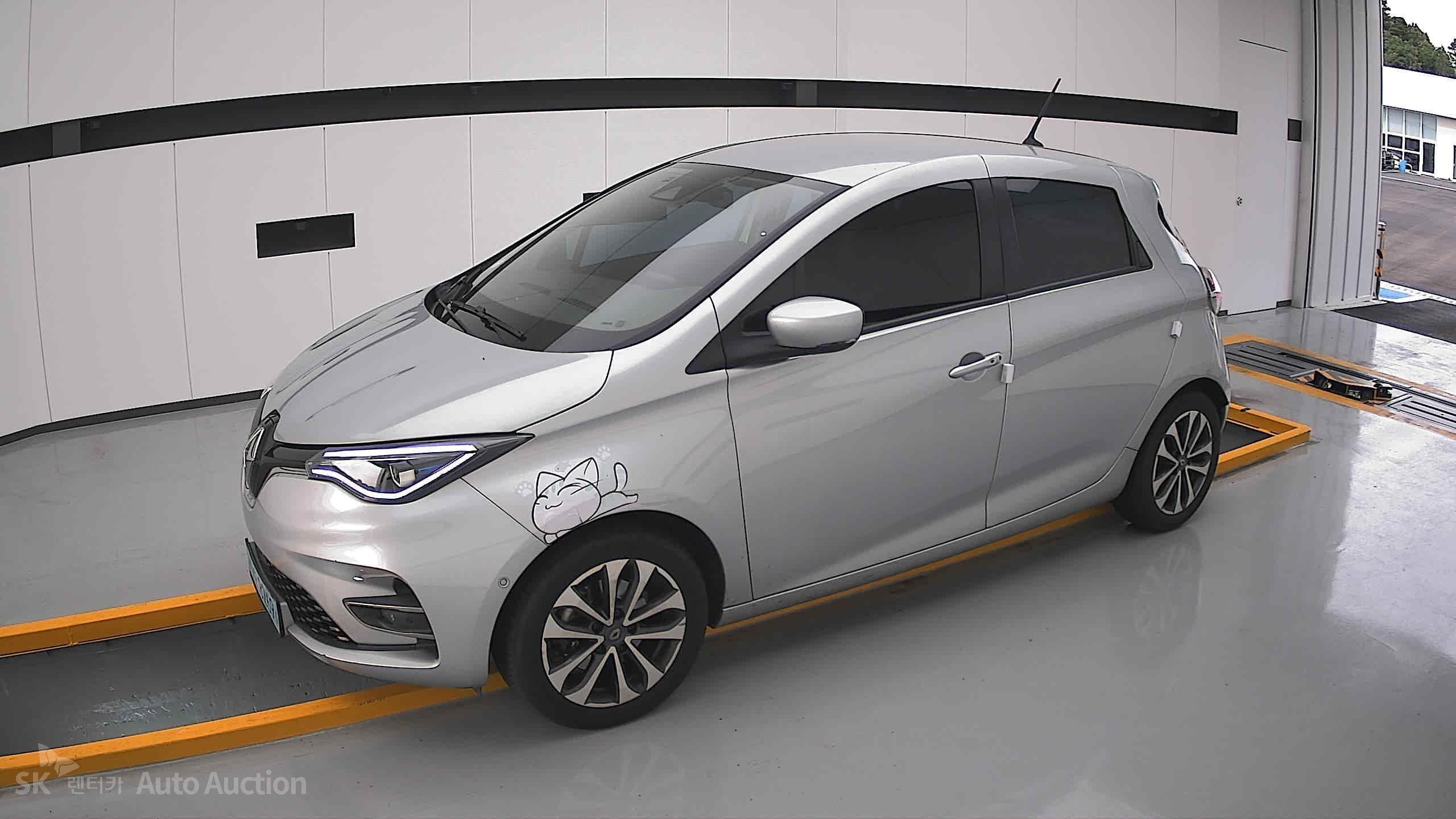 Renault Samsung Zoe 2021 — صورة 12