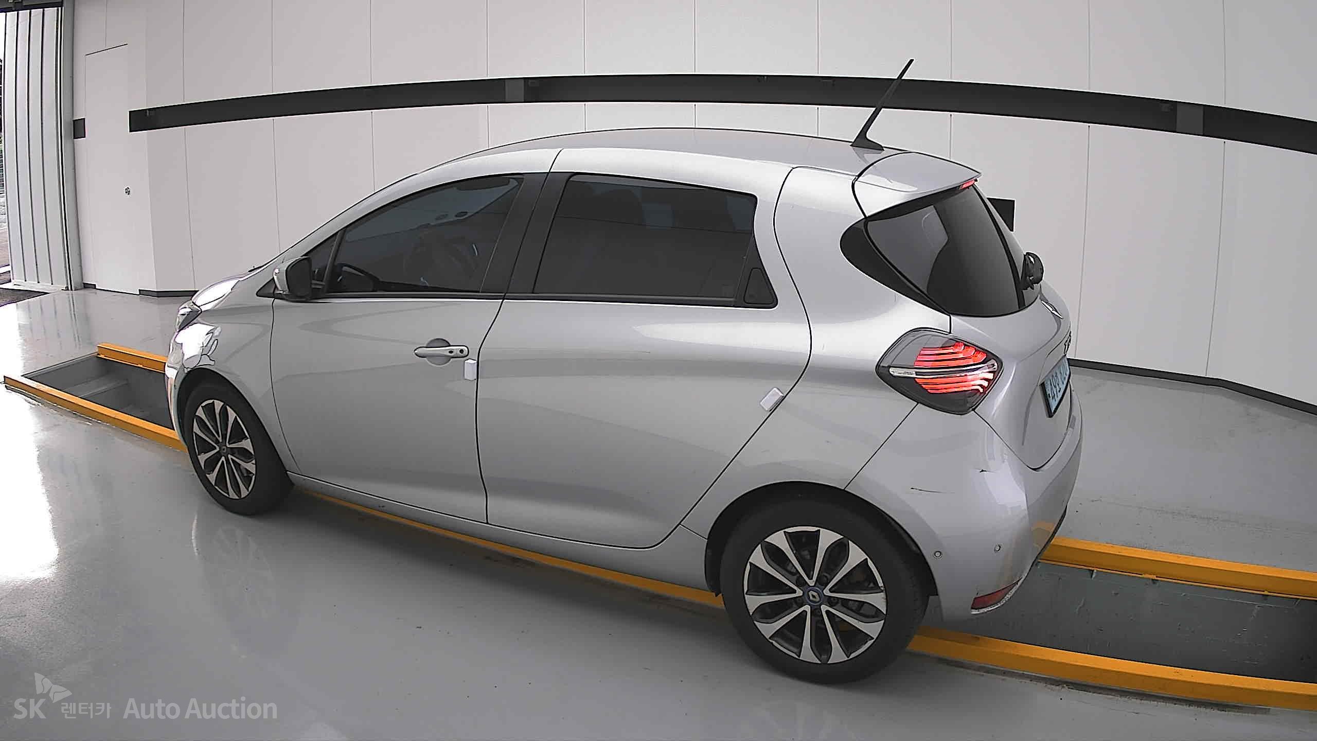 Renault Samsung Zoe 2021 — صورة 14