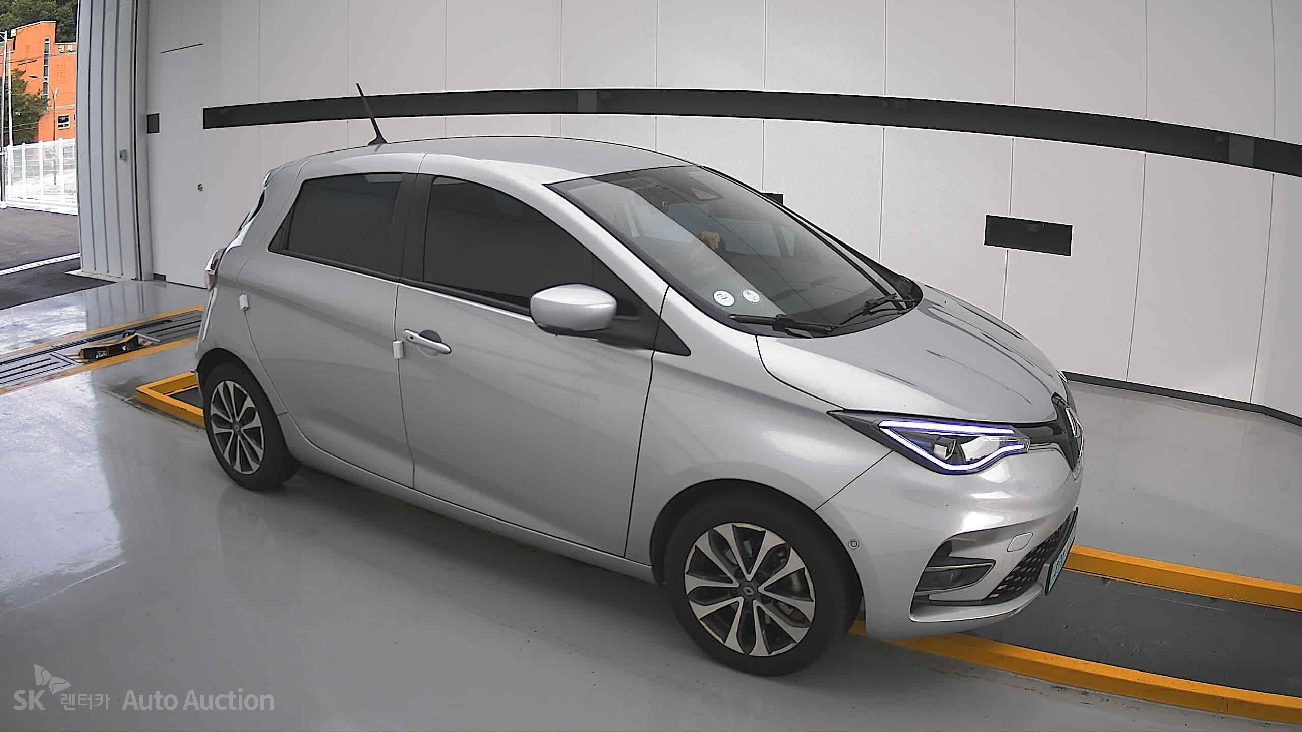 Renault Samsung Zoe 2021 — صورة 20