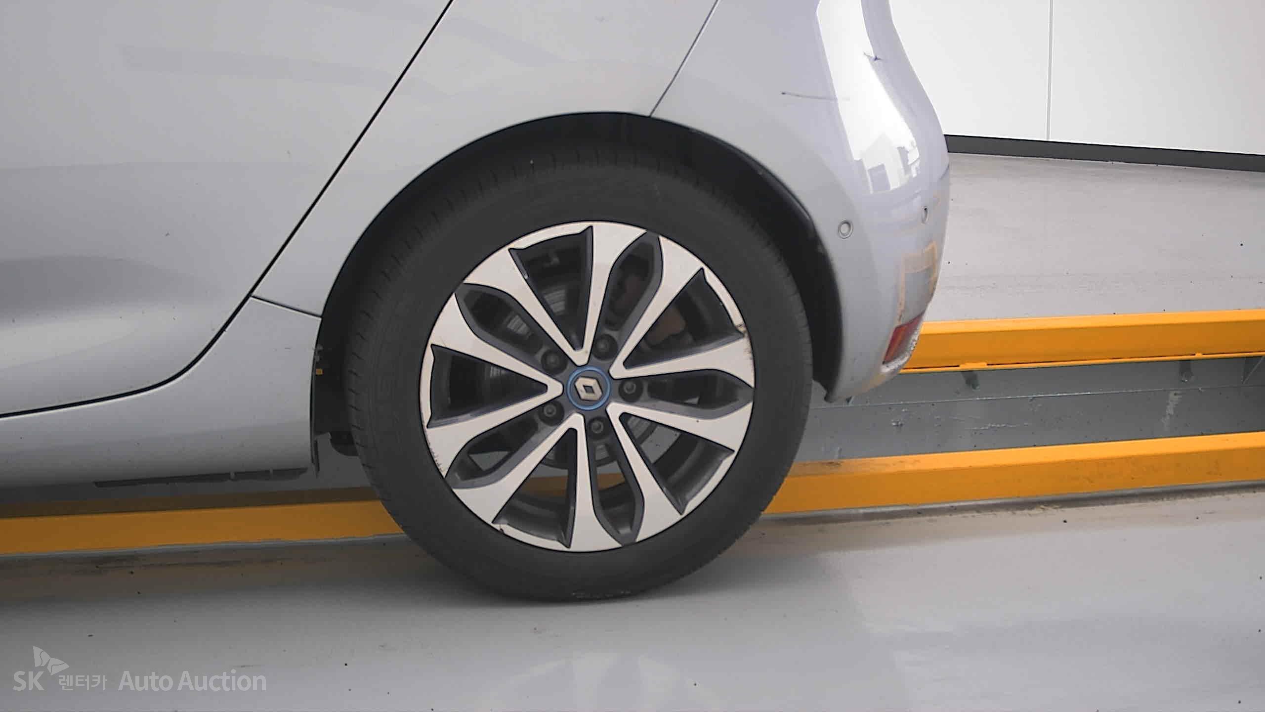 Renault Samsung Zoe 2021 — صورة 26