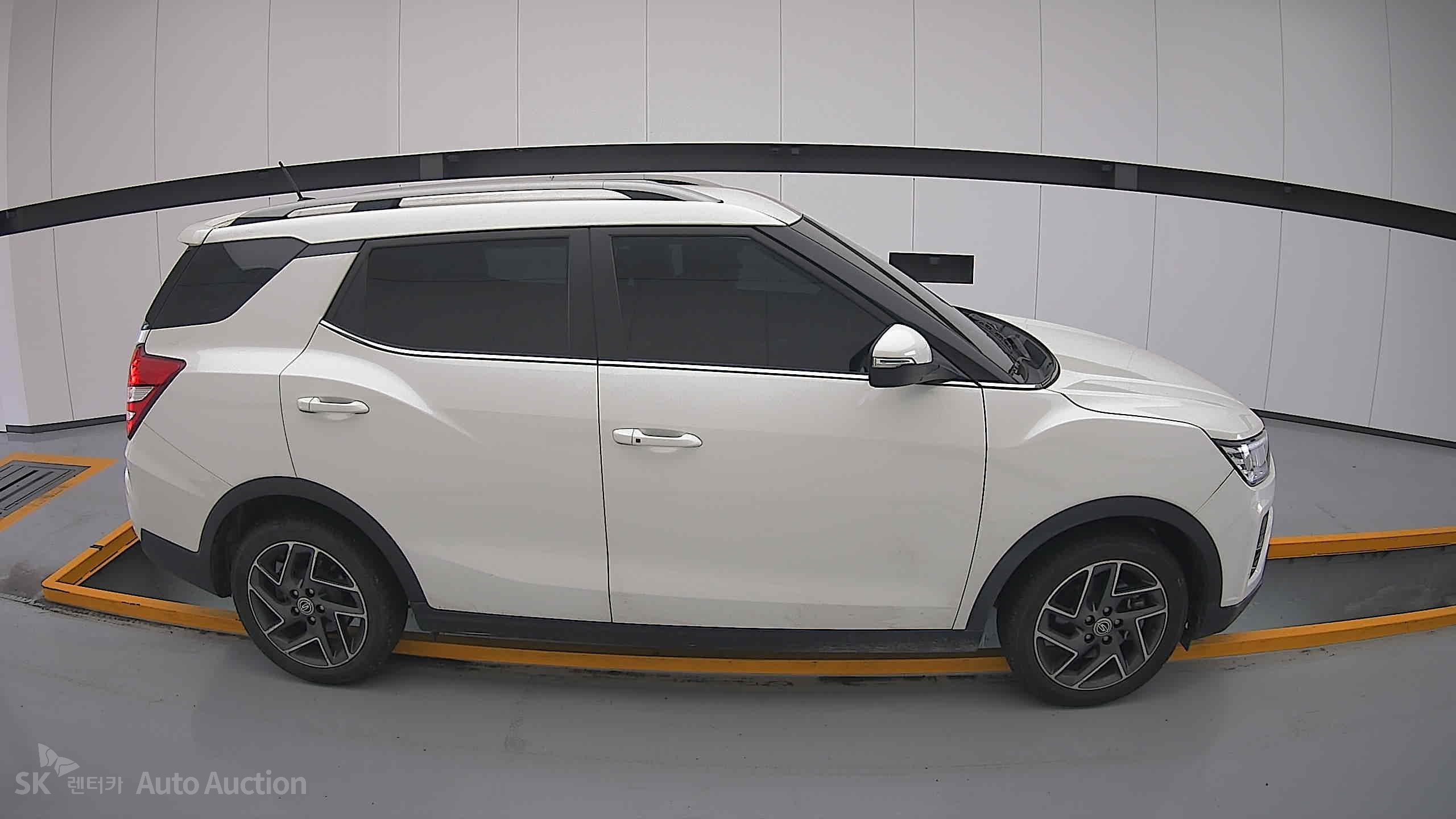 Kg Mobility (Ssangyong) Tivoli 2022 — صورة 19