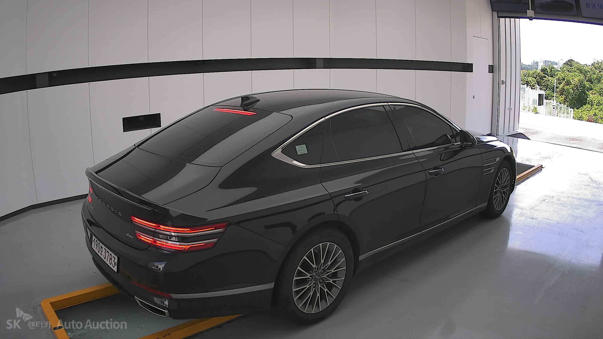 جينيسيس G80 2022 — صورة 17