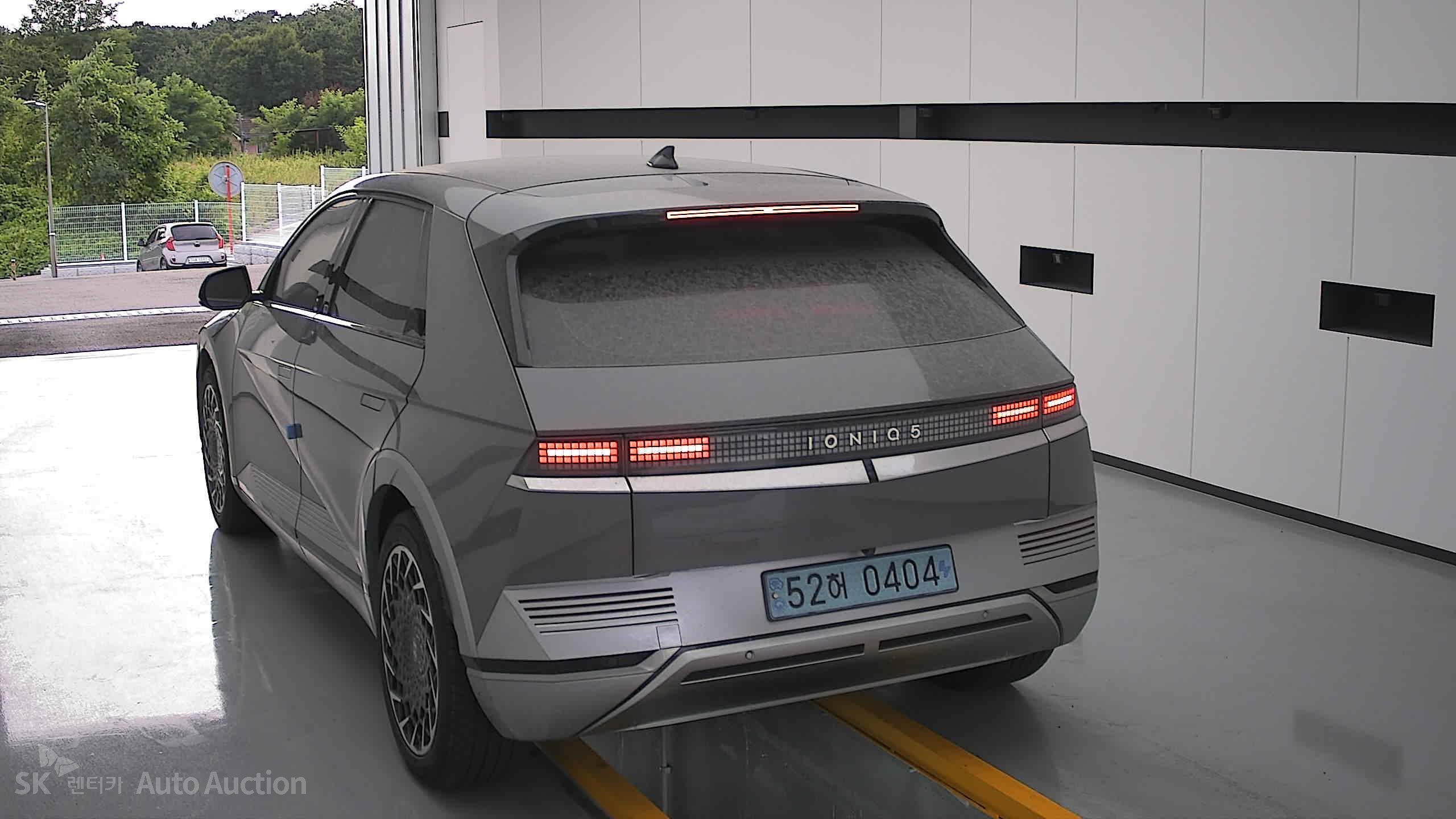 هيونداي Ioniq 2022 — صورة 15