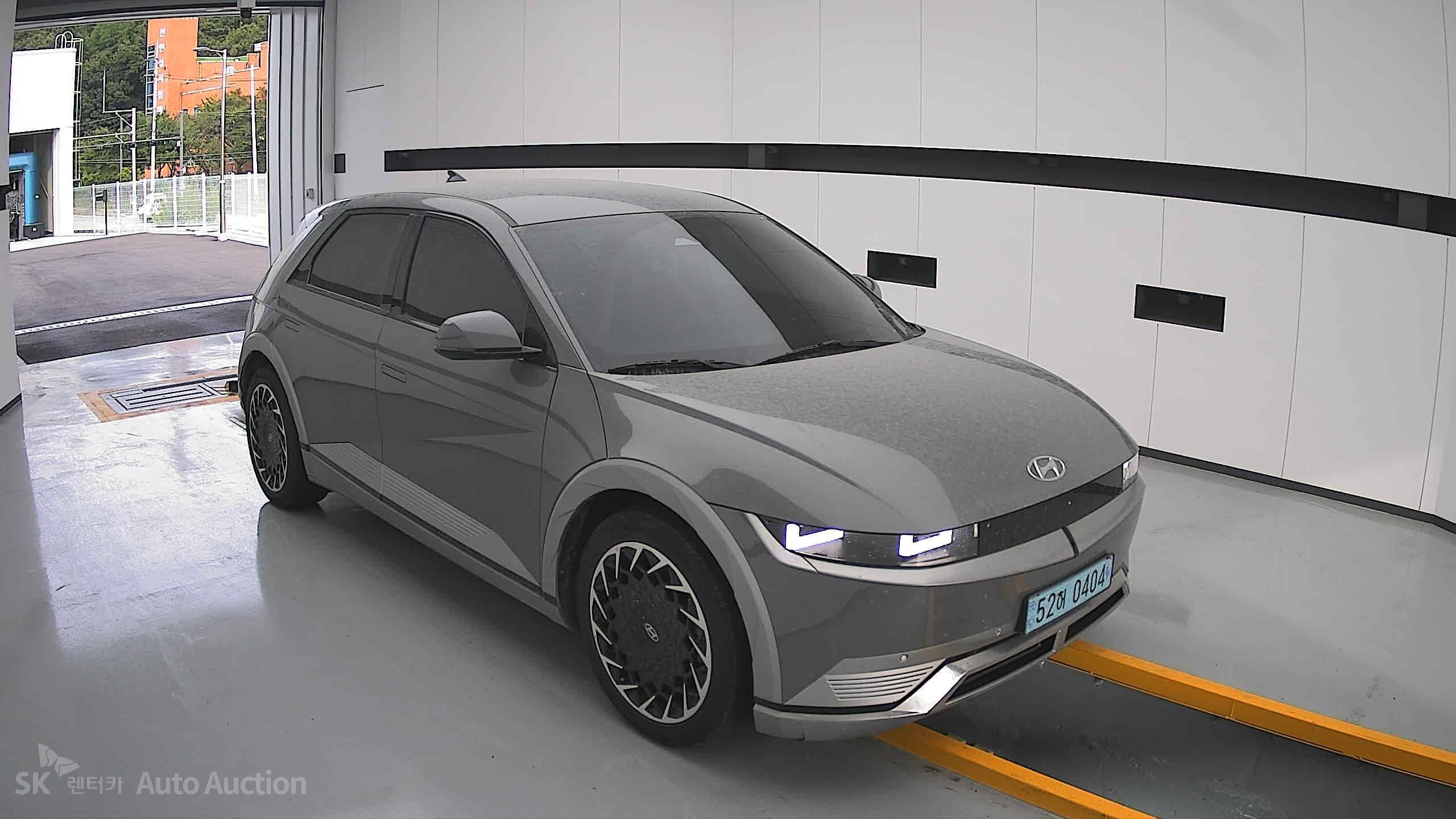 هيونداي Ioniq 2022 — صورة 21