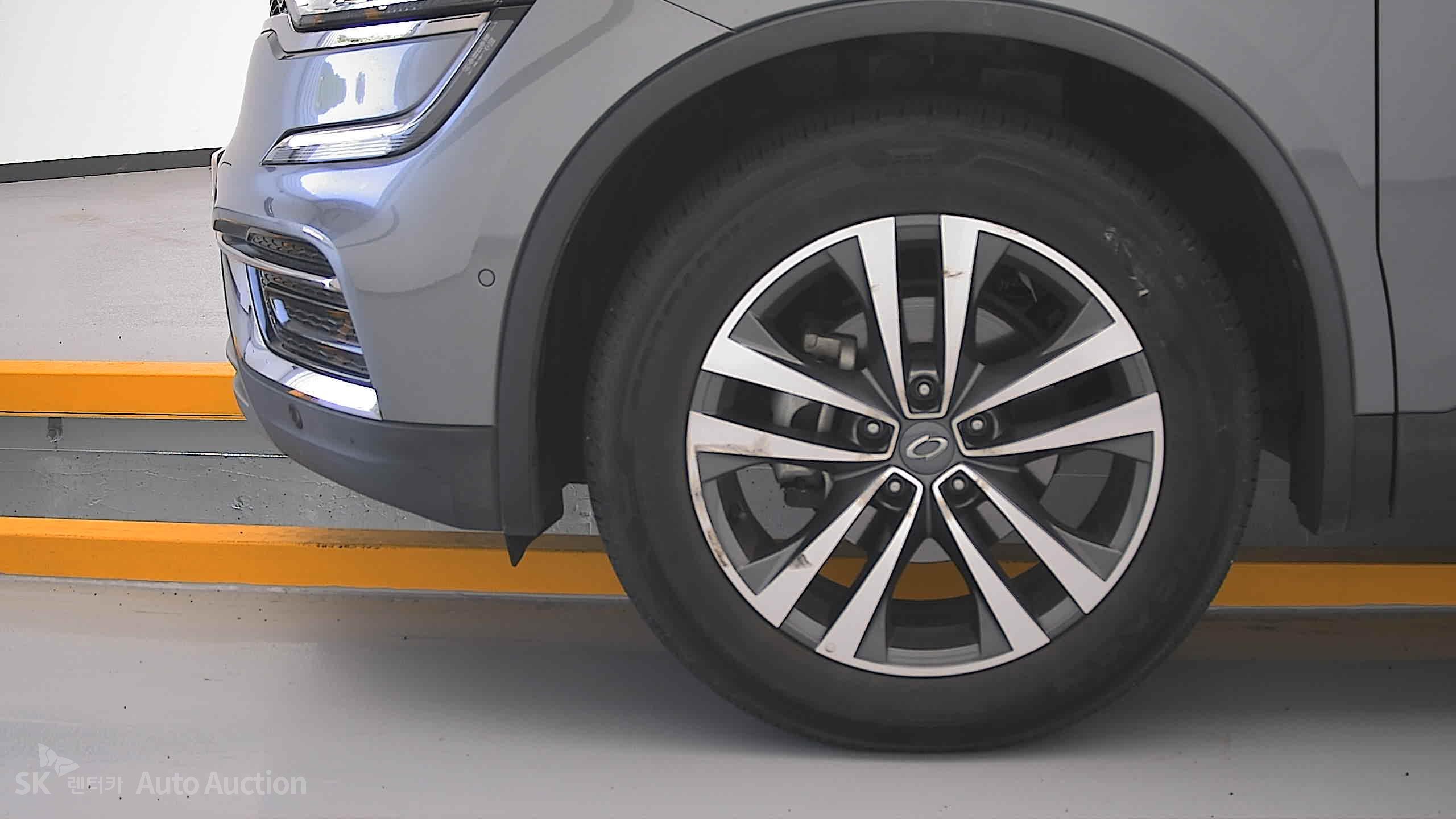 Renault Samsung Qm6 2021 — صورة 17