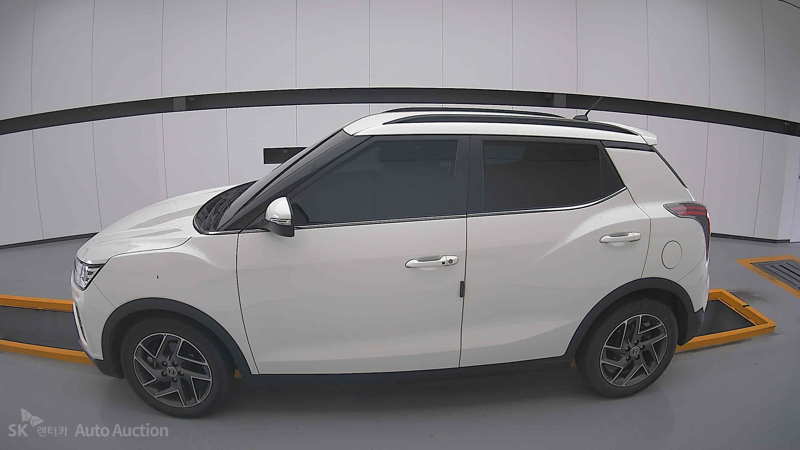 Kg Mobility (Ssangyong) Tivoli 2022 — صورة 13
