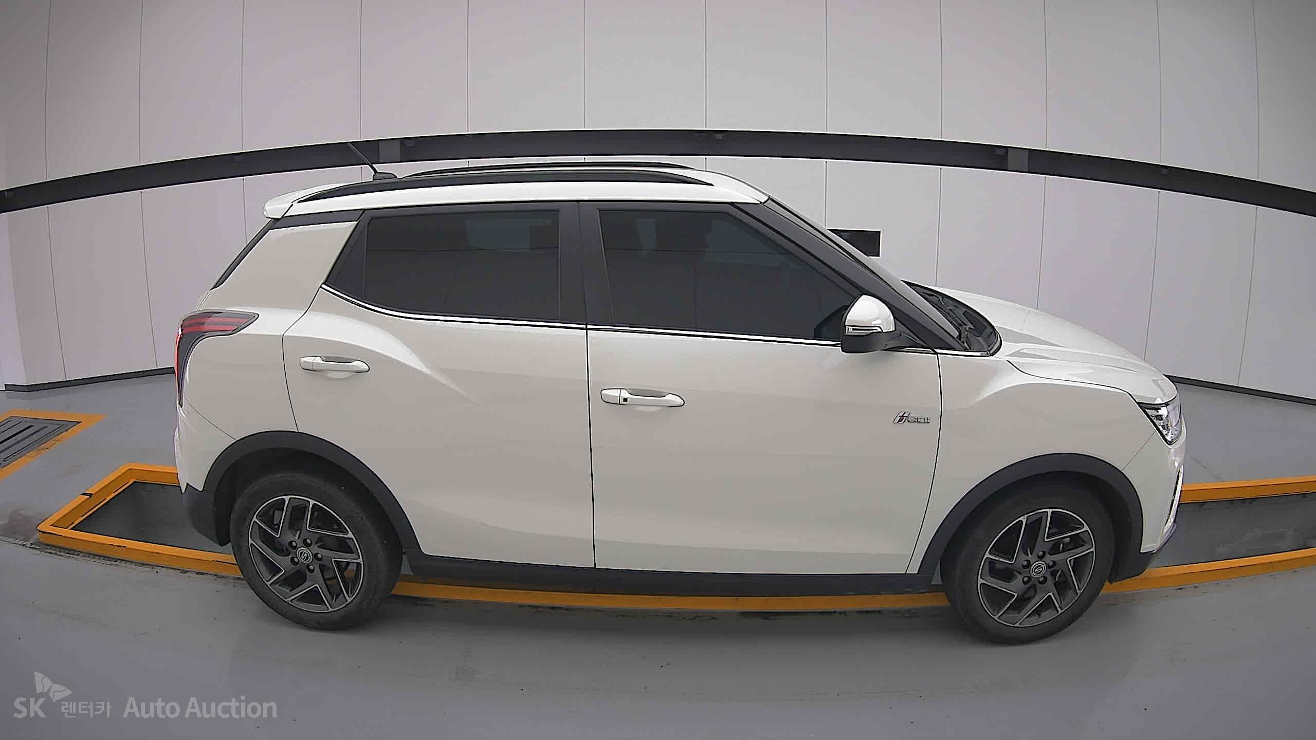 Kg Mobility (Ssangyong) Tivoli 2022 — صورة 19