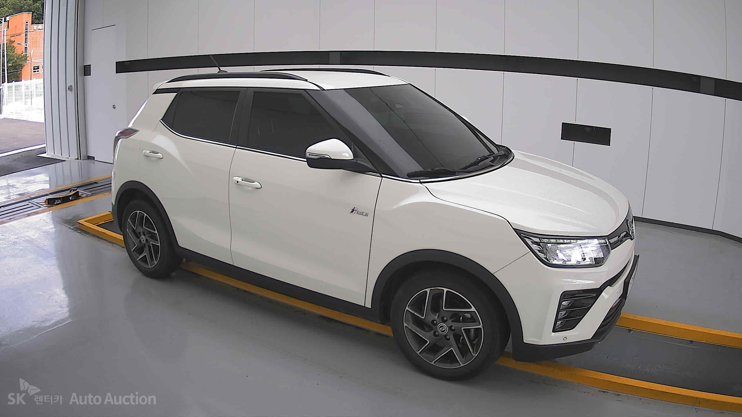 Kg Mobility (Ssangyong) Tivoli 2022 — صورة 20