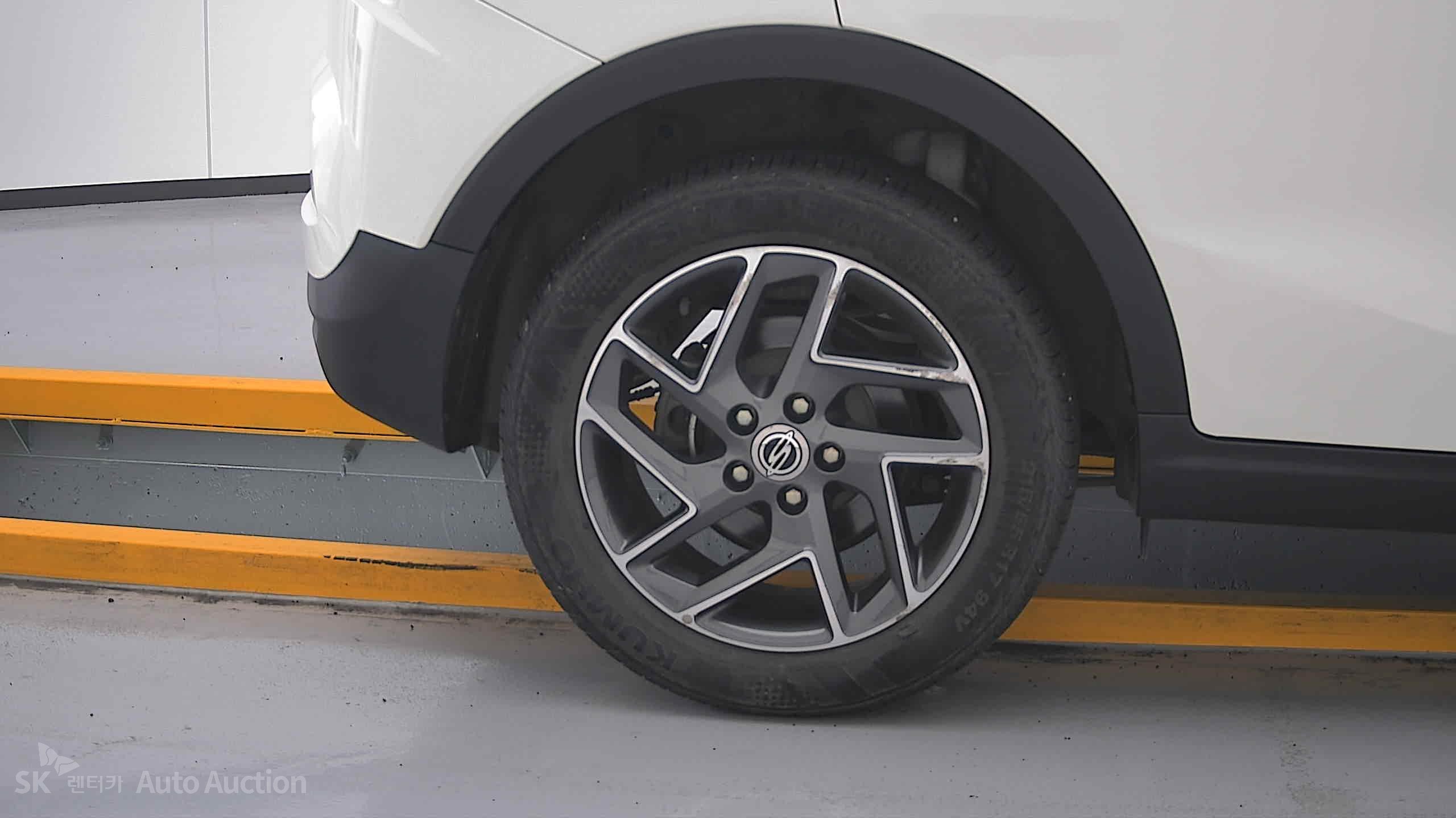 Kg Mobility (Ssangyong) Tivoli 2022 — صورة 27