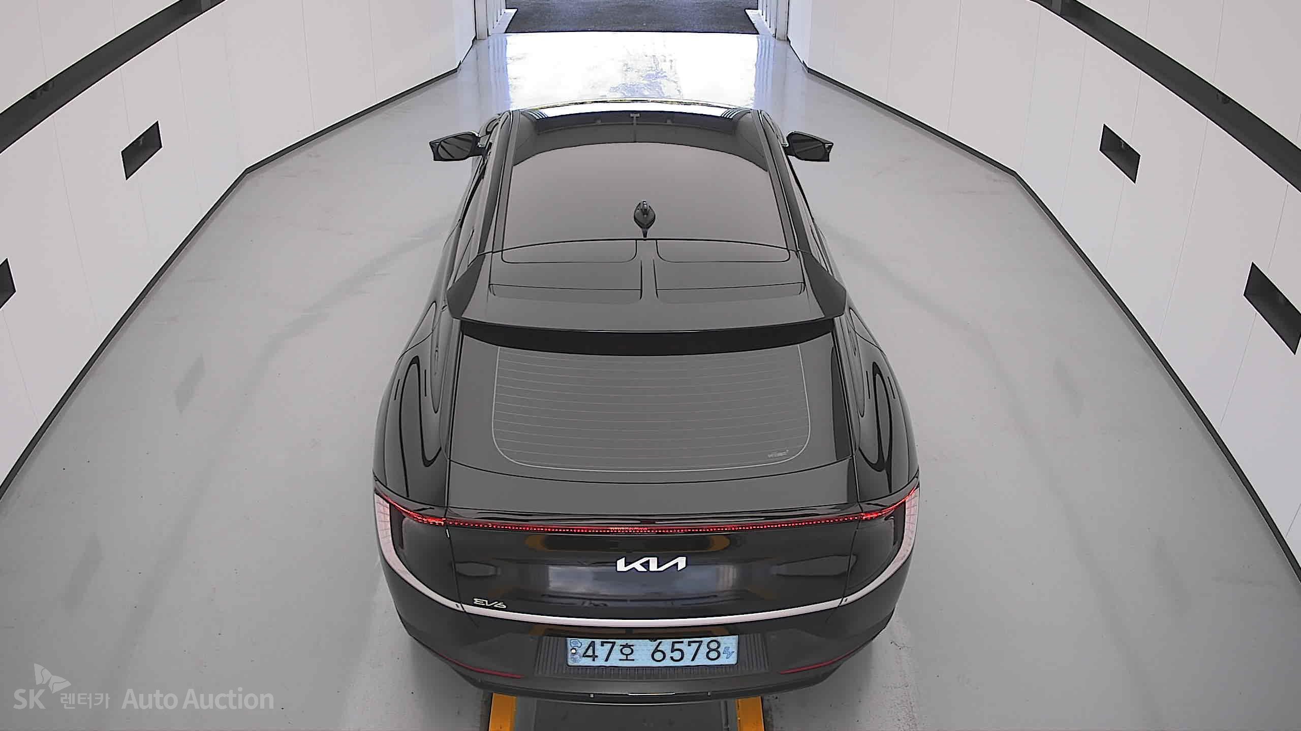 كيا Ev6 2022 — صورة 23
