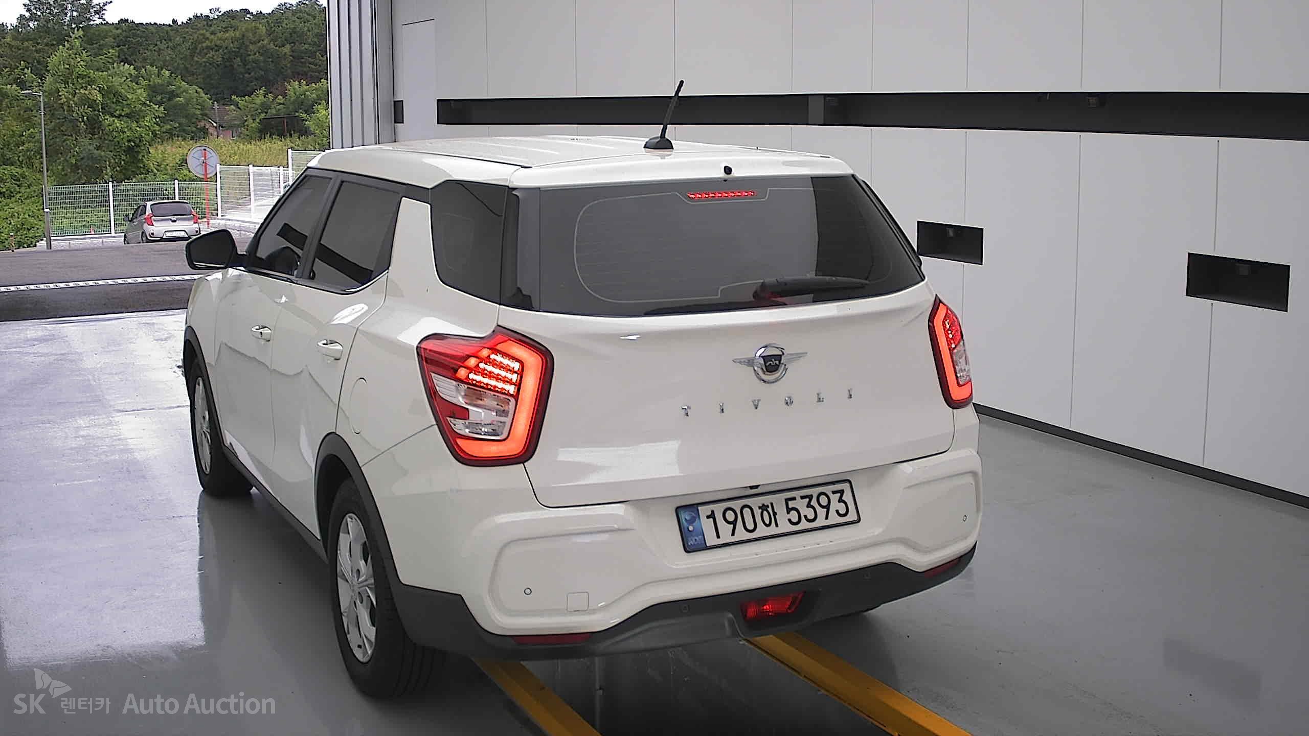 Kg Mobility (Ssangyong) Tivoli 2023 — صورة 15