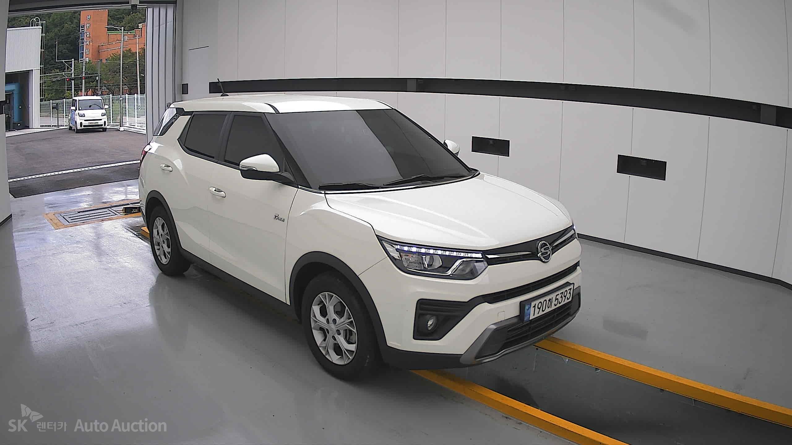 Kg Mobility (Ssangyong) Tivoli 2023 — صورة 21
