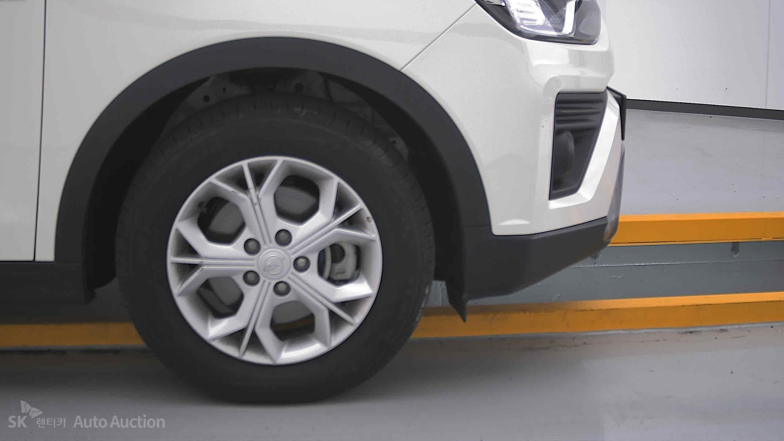 Kg Mobility (Ssangyong) Tivoli 2023 — صورة 28