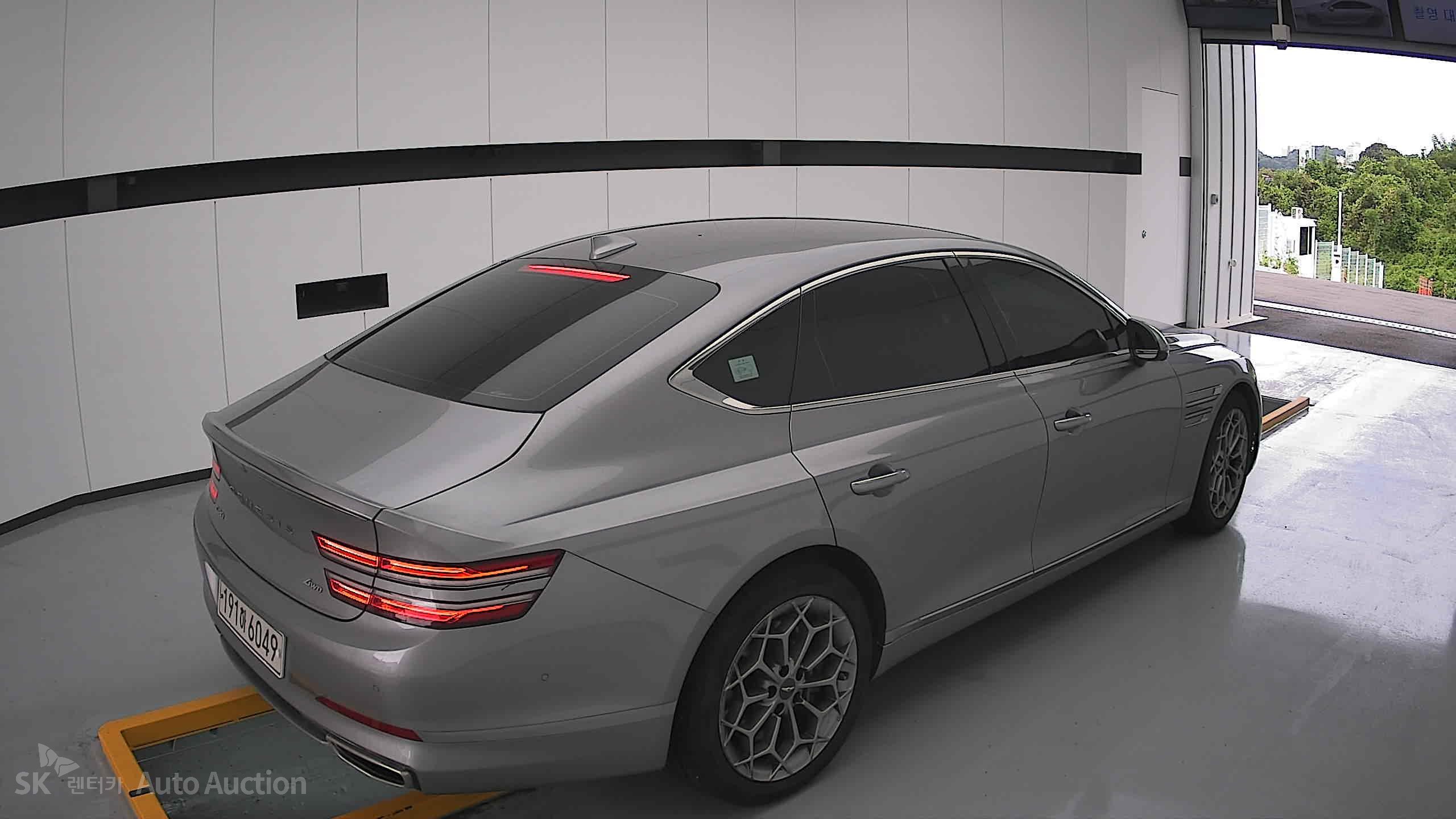 جينيسيس G80 2022 — صورة 17