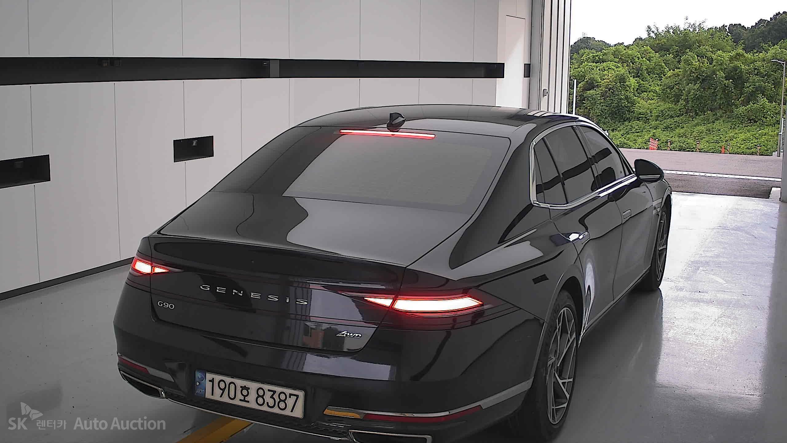 جينيسيس G90 2022 — صورة 16