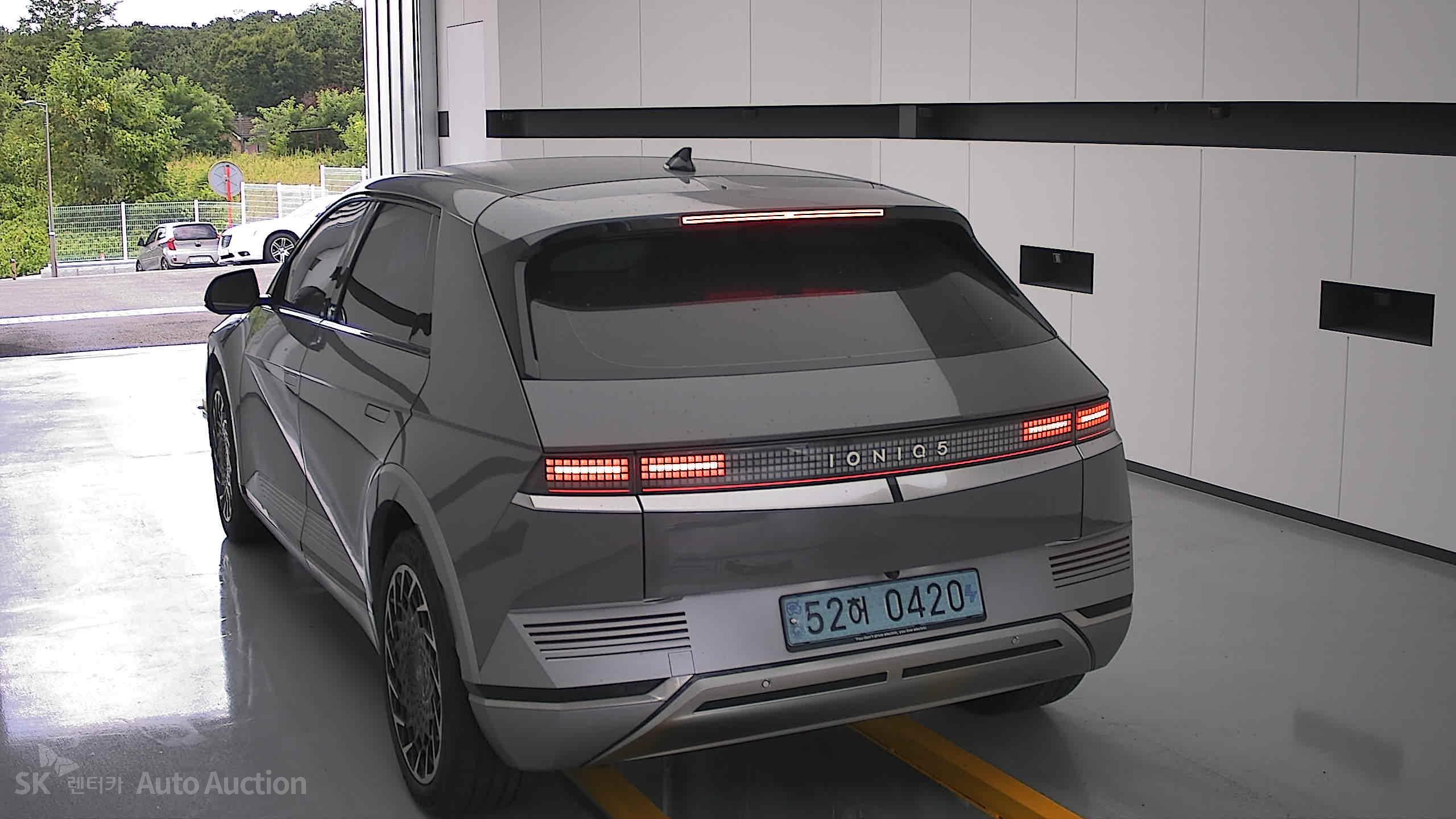 هيونداي Ioniq 2022 — صورة 15