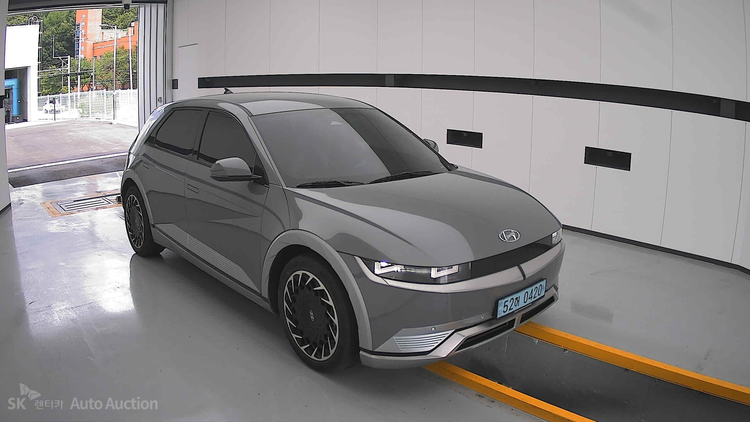 هيونداي Ioniq 2022 — صورة 21
