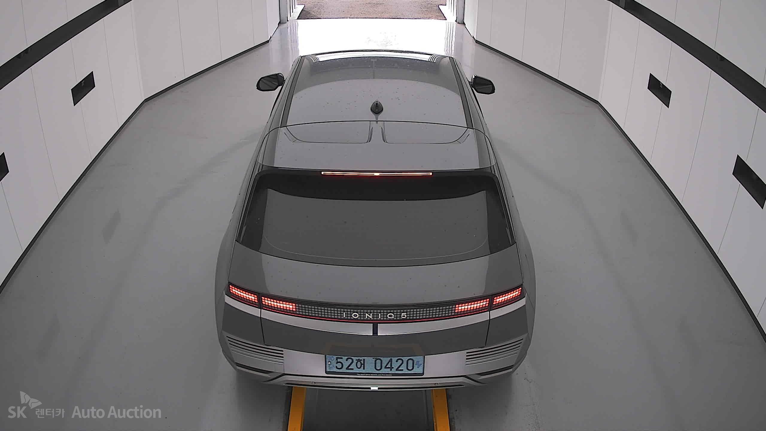 هيونداي Ioniq 2022 — صورة 23