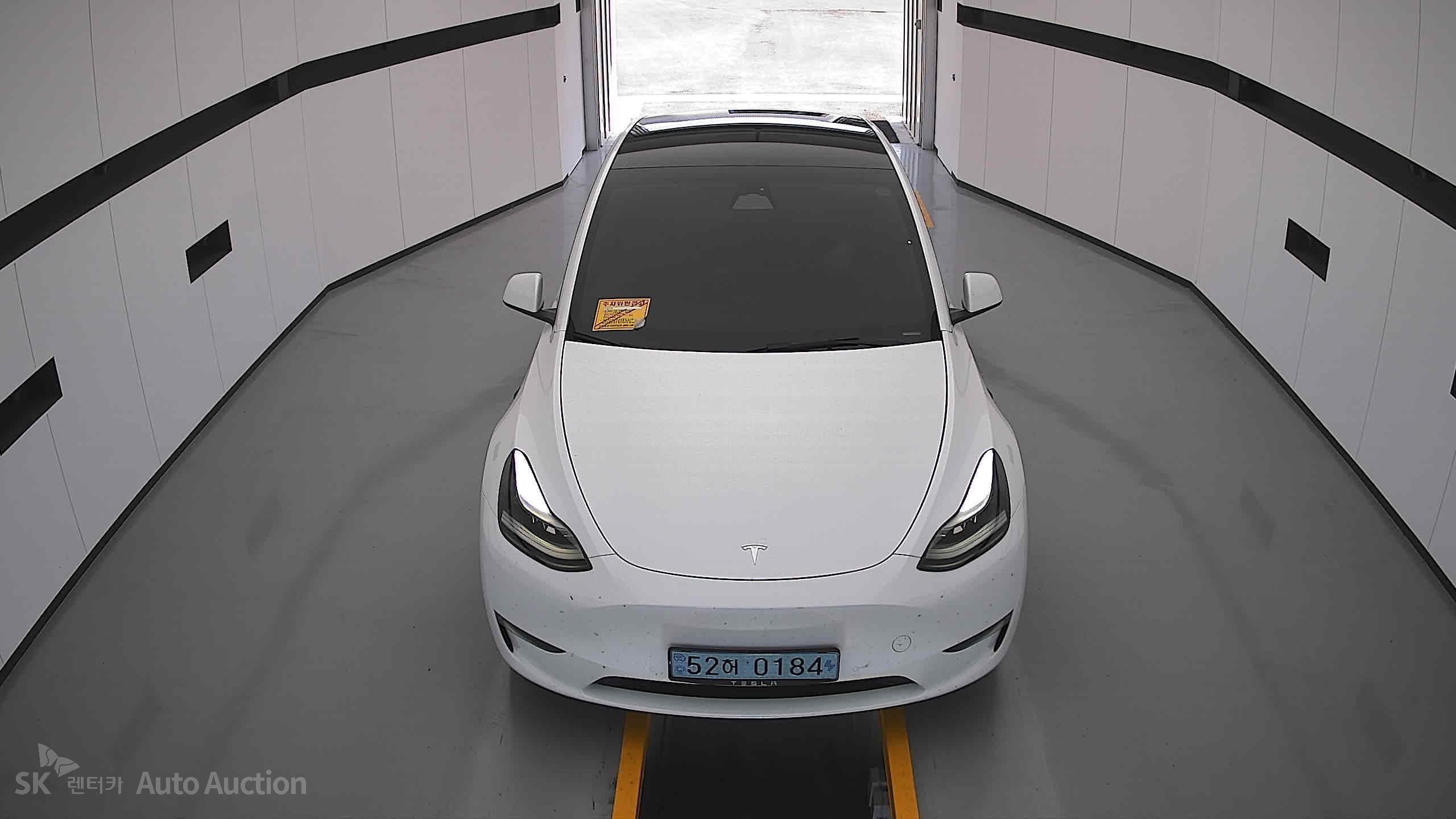 Tesla Model Y 2022 — صورة 24