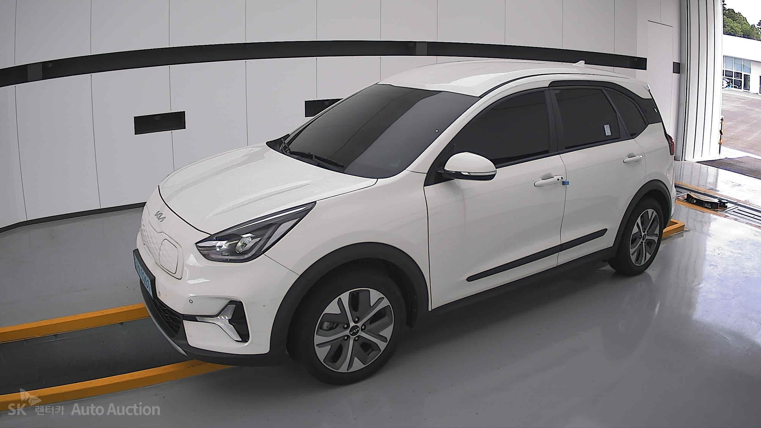 كيا Niro 2023 — صورة 12