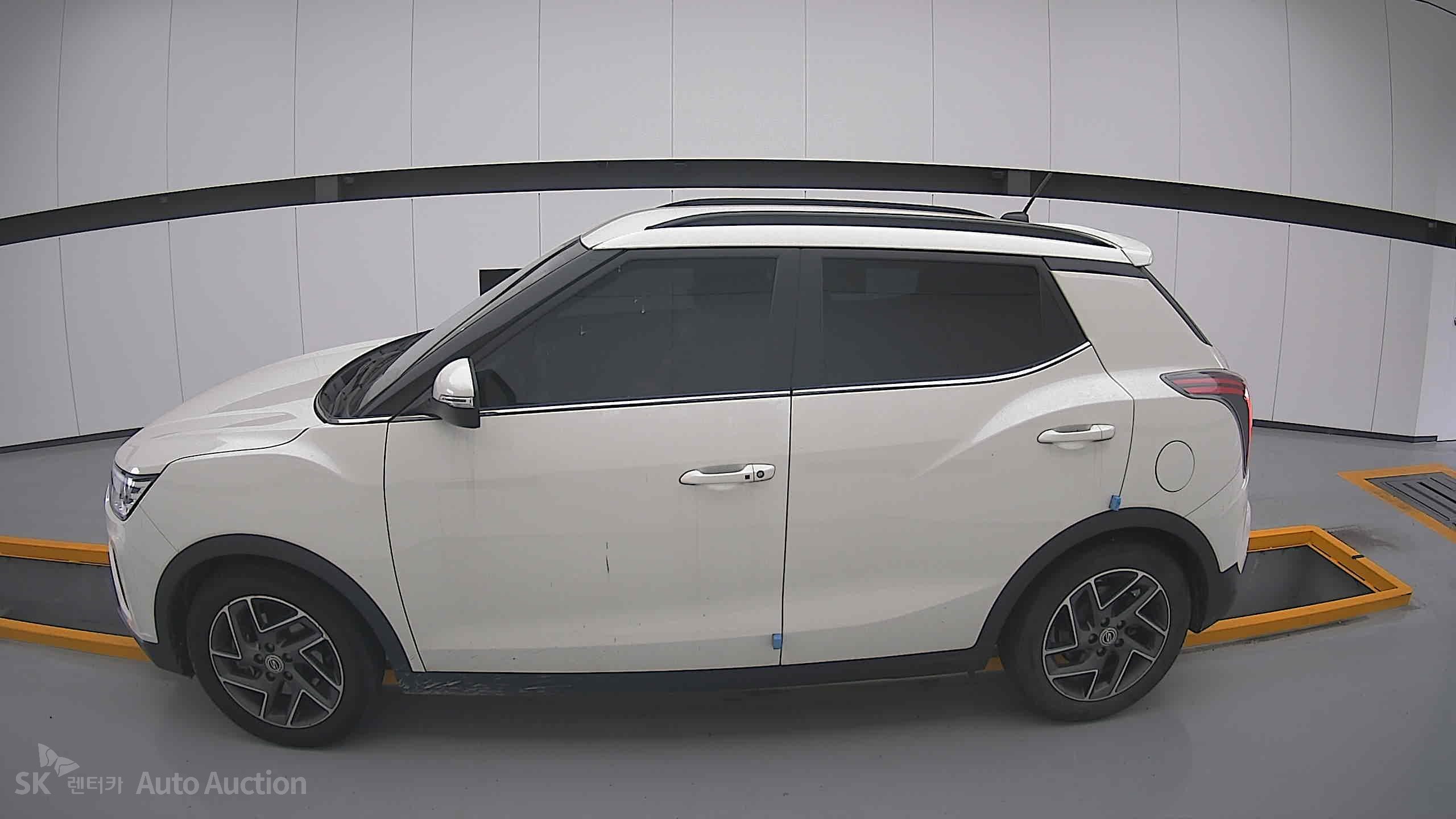 Kg Mobility (Ssangyong) Tivoli 2022 — صورة 13