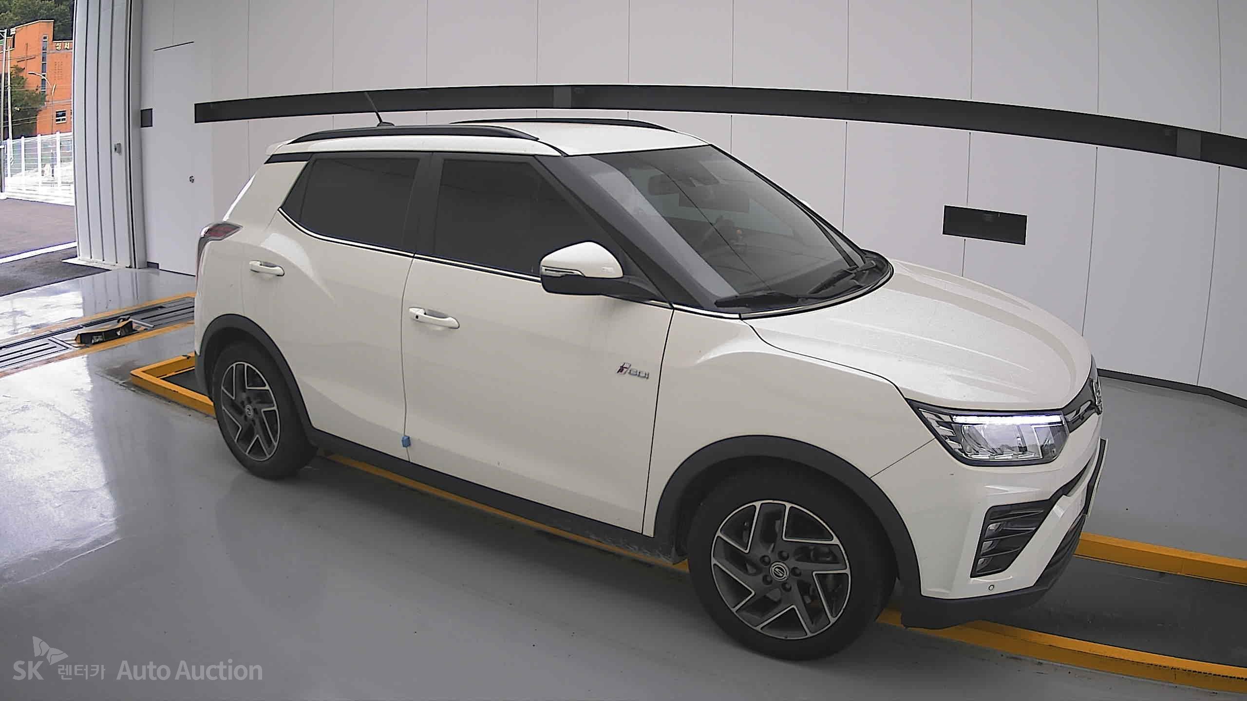 Kg Mobility (Ssangyong) Tivoli 2022 — صورة 20