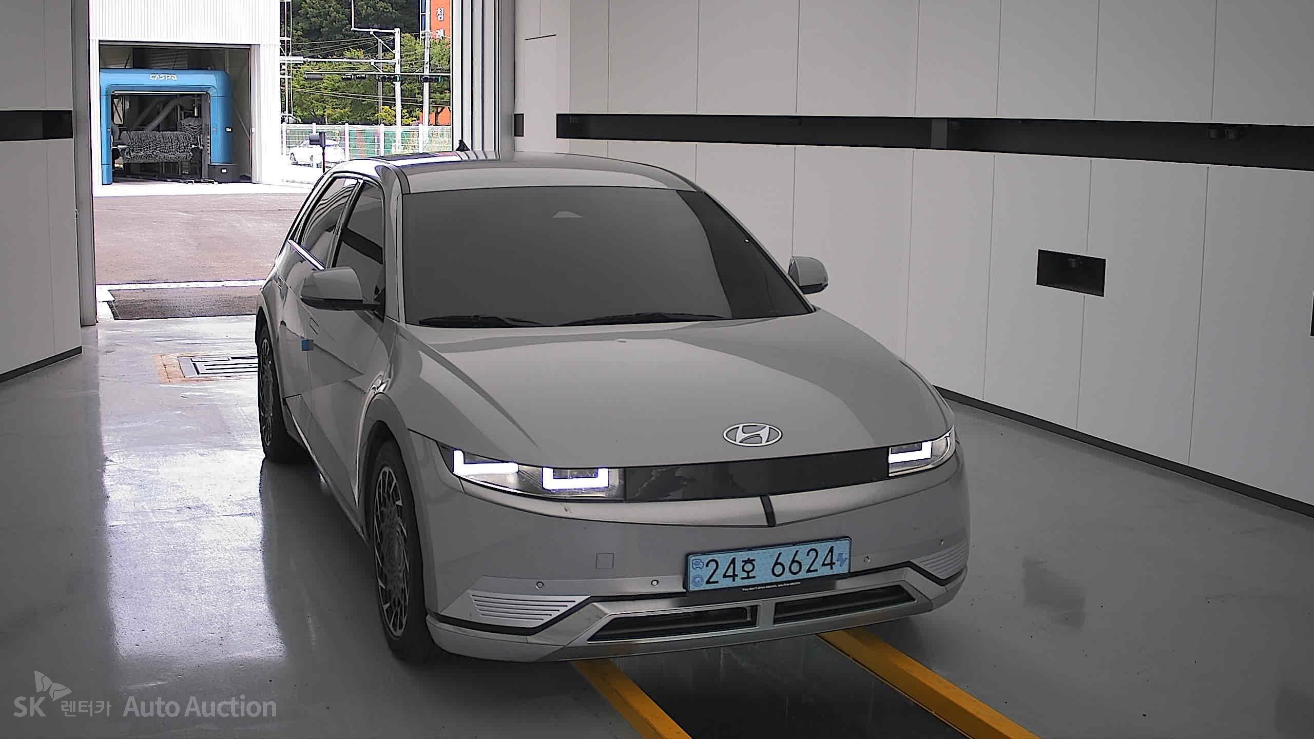 هيونداي Ioniq 2022 — صورة 22