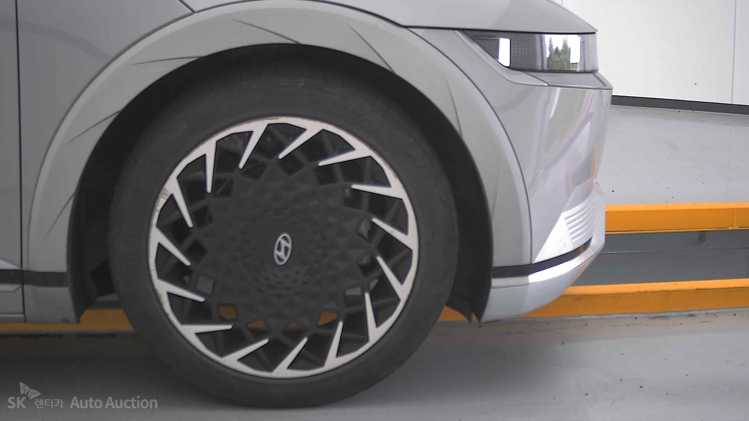 هيونداي Ioniq 2022 — صورة 28