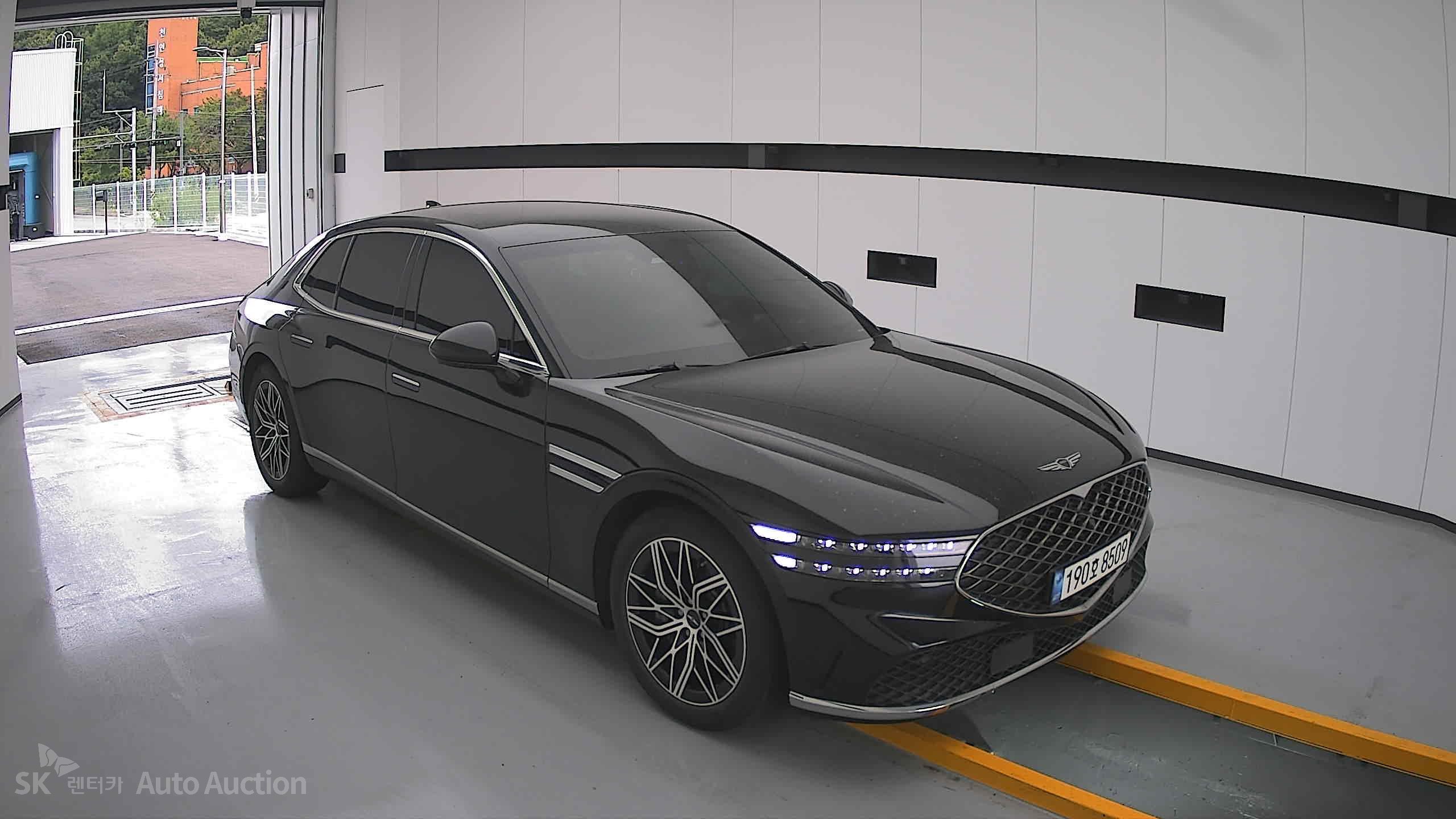 جينيسيس G90 2022 — صورة 21