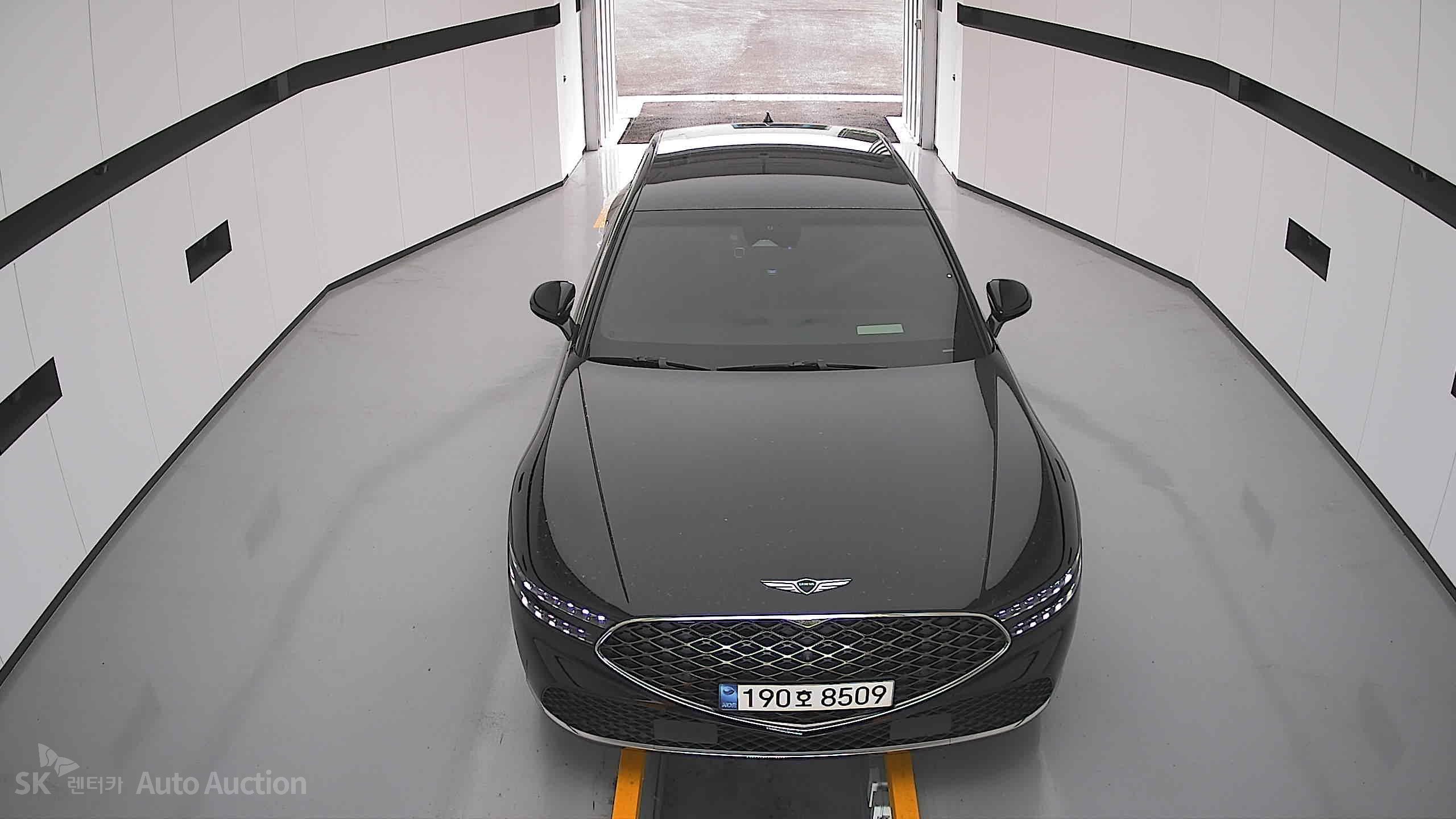 جينيسيس G90 2022 — صورة 24