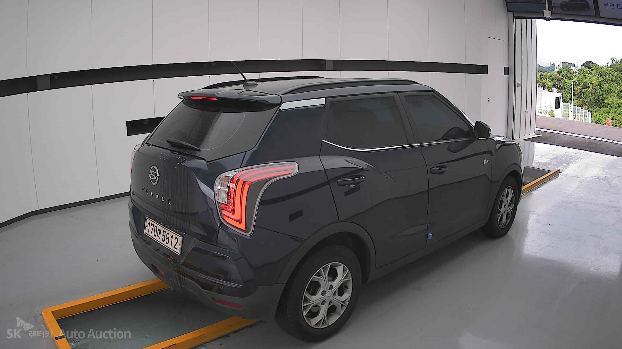 Kg Mobility (Ssangyong) Tivoli 2022 — صورة 17