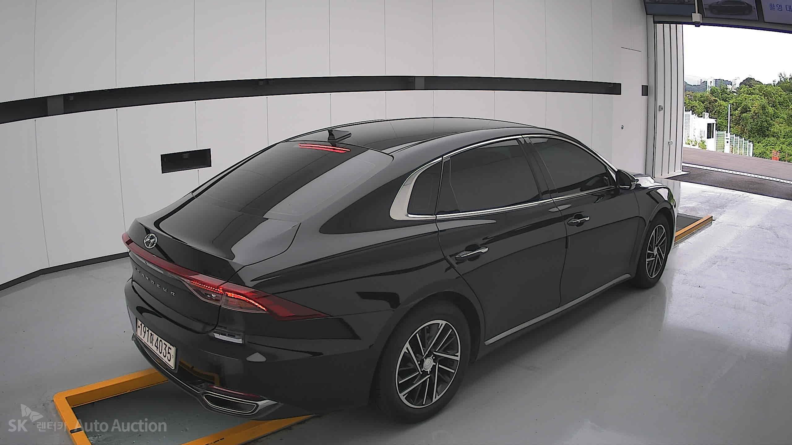 هيونداي جرانديور 2023 — صورة 9