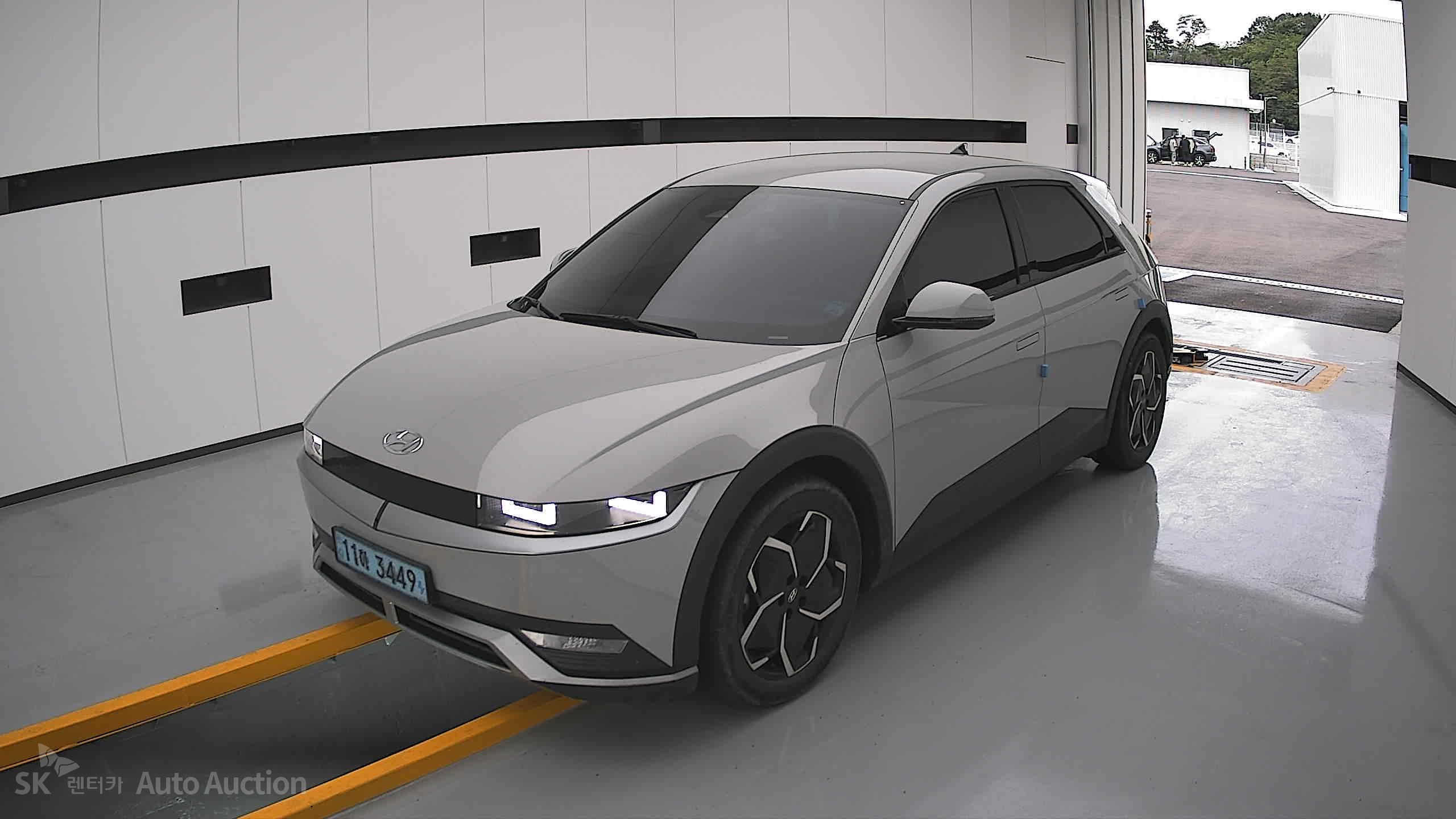 هيونداي Ioniq 2022 — صورة 11
