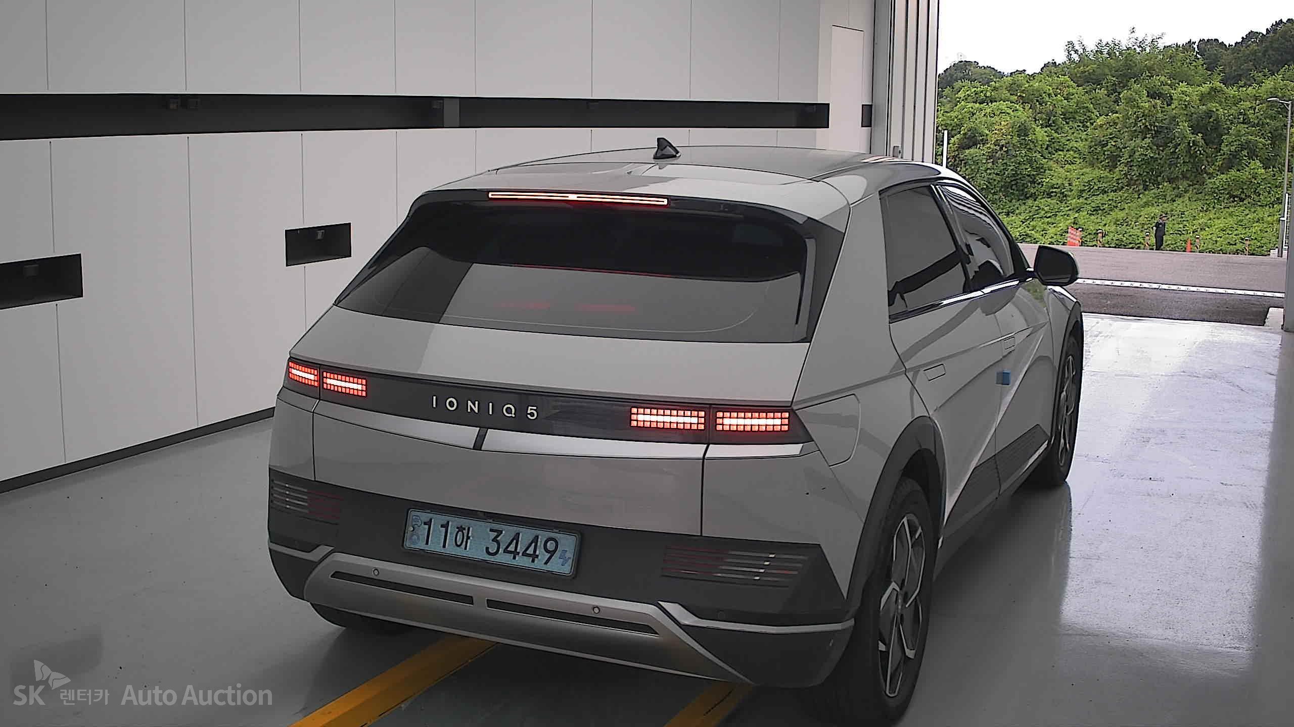 هيونداي Ioniq 2022 — صورة 16
