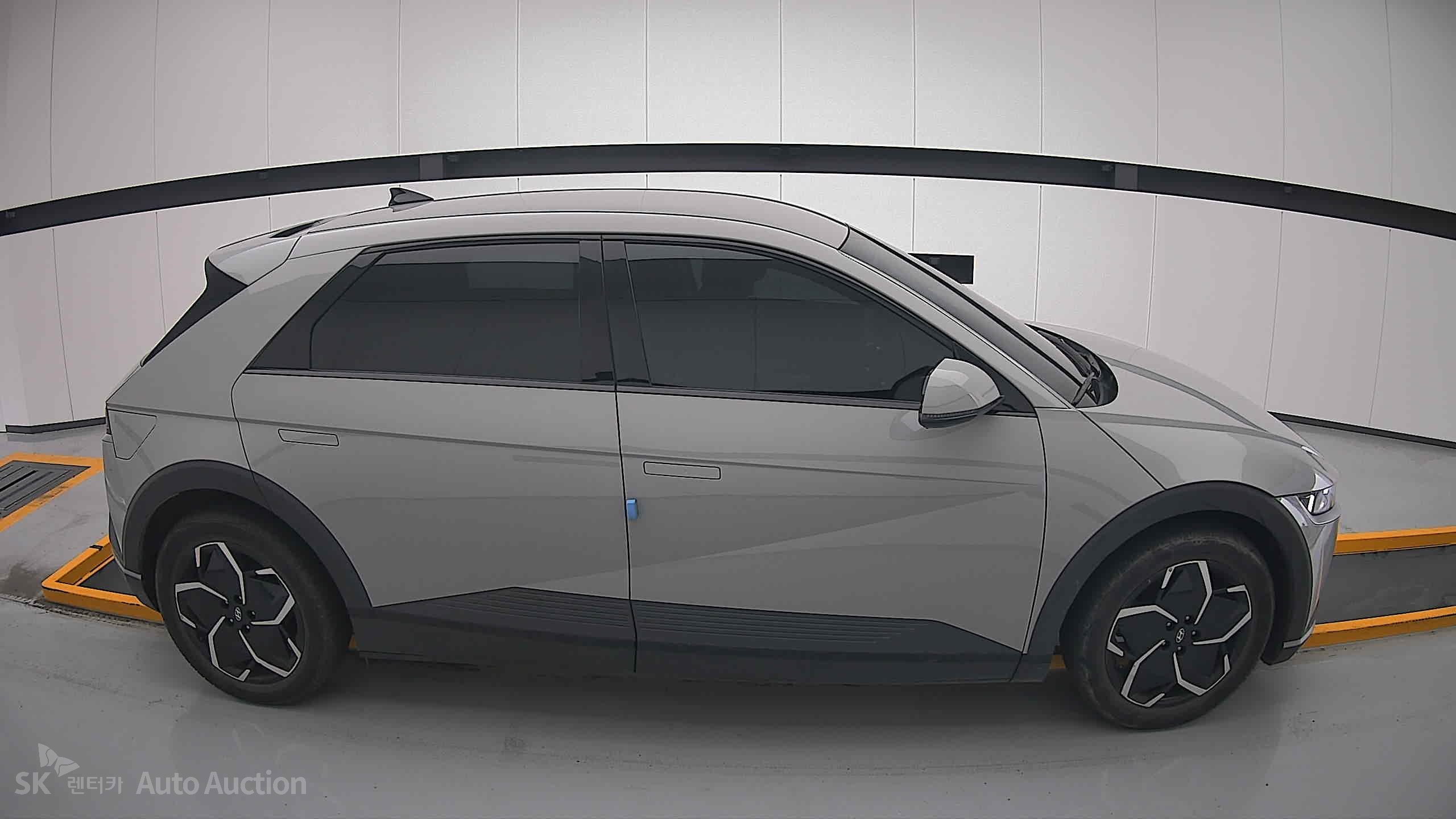 هيونداي Ioniq 2022 — صورة 19