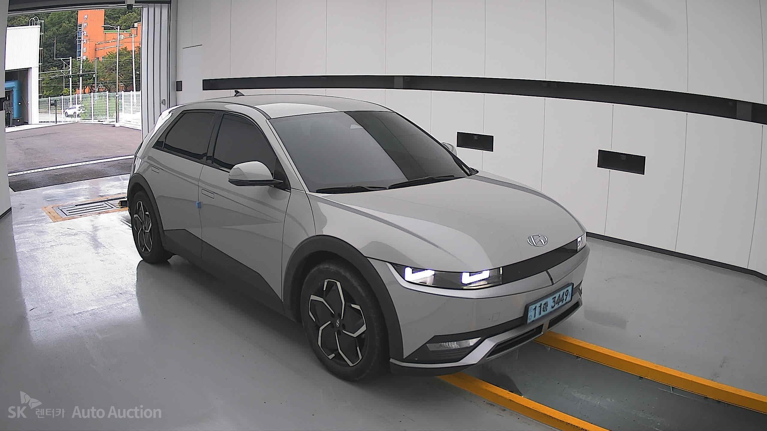 هيونداي Ioniq 2022 — صورة 21
