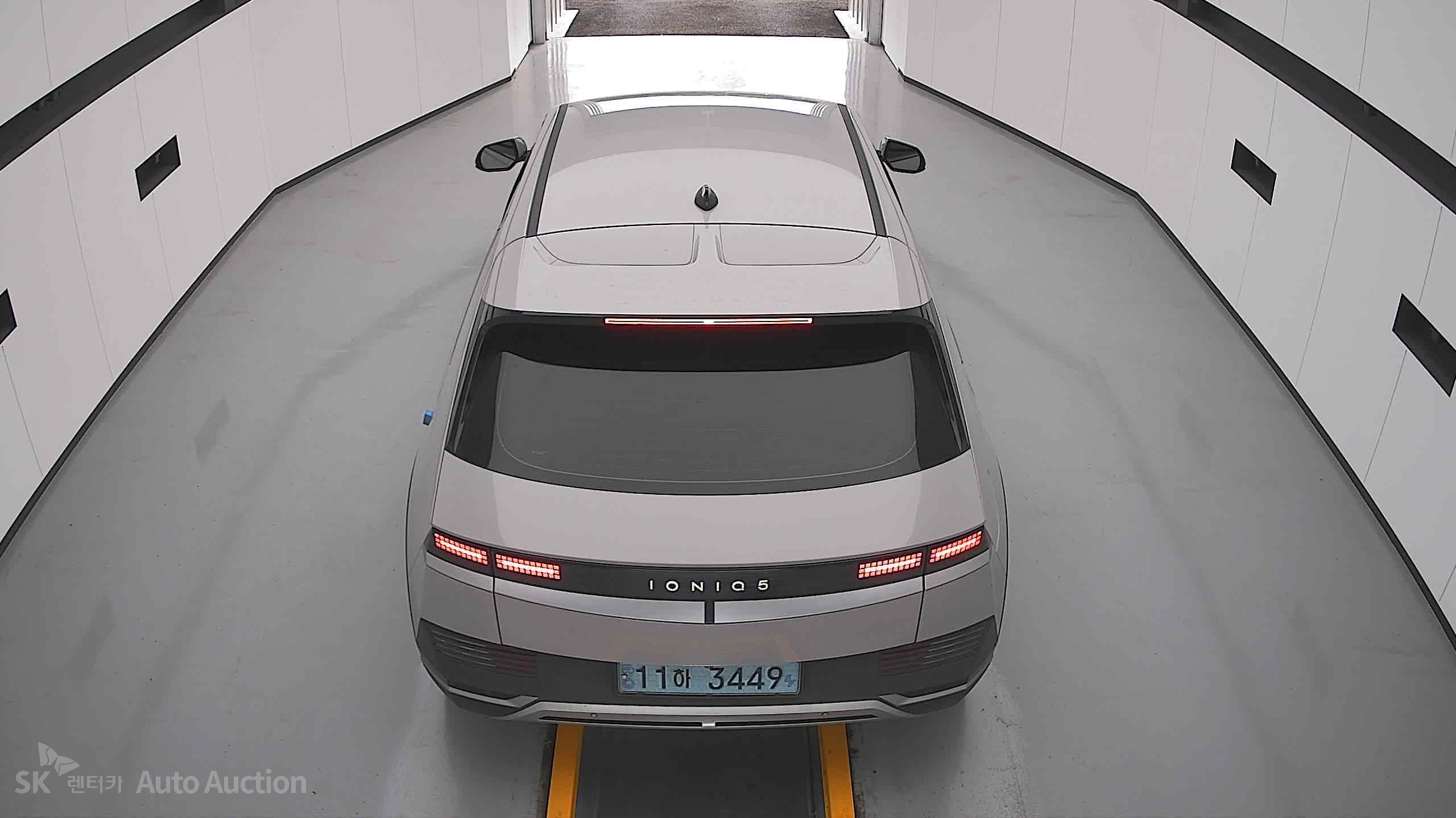 هيونداي Ioniq 2022 — صورة 23