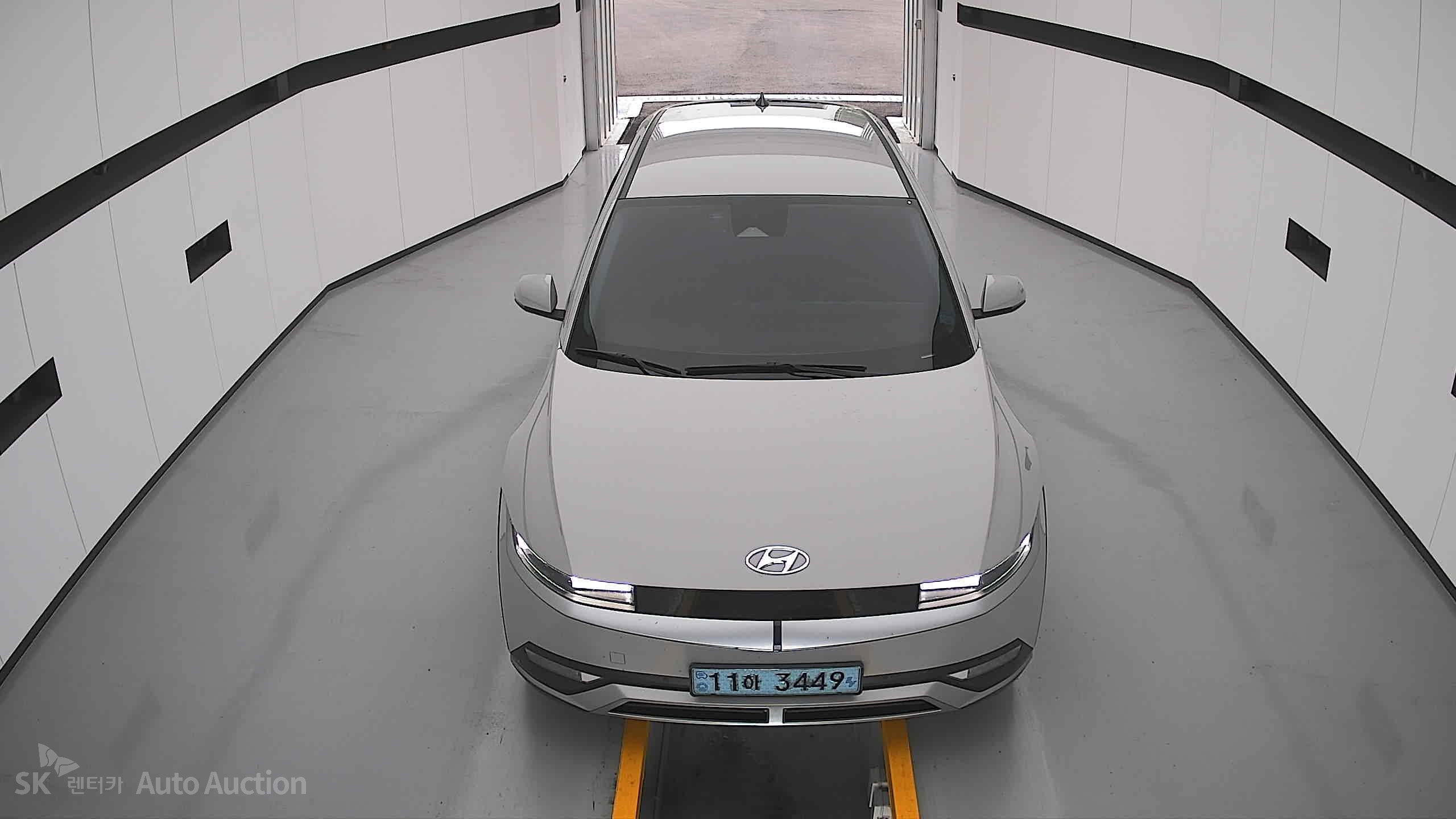 هيونداي Ioniq 2022 — صورة 24