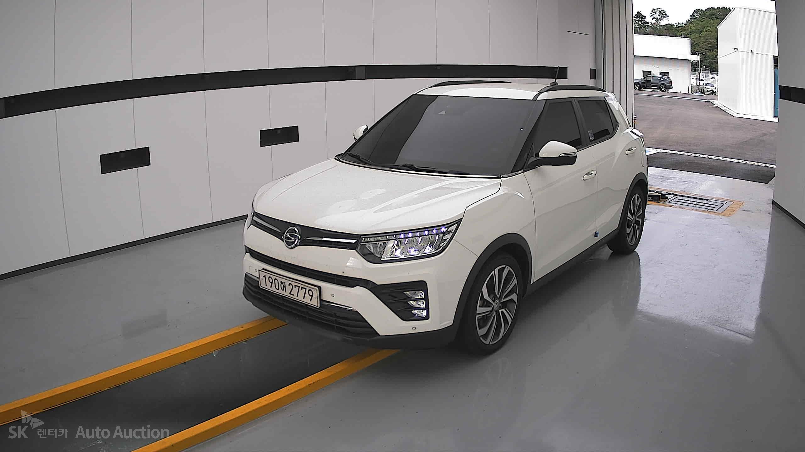 Kg Mobility (Ssangyong) Tivoli 2022 — صورة 11