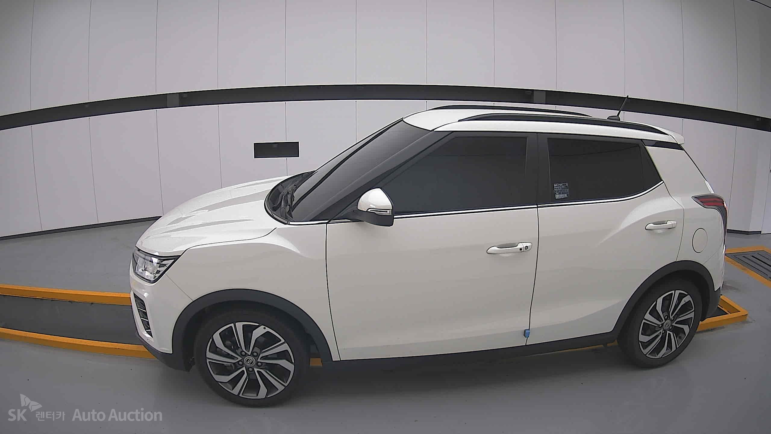 Kg Mobility (Ssangyong) Tivoli 2022 — صورة 13