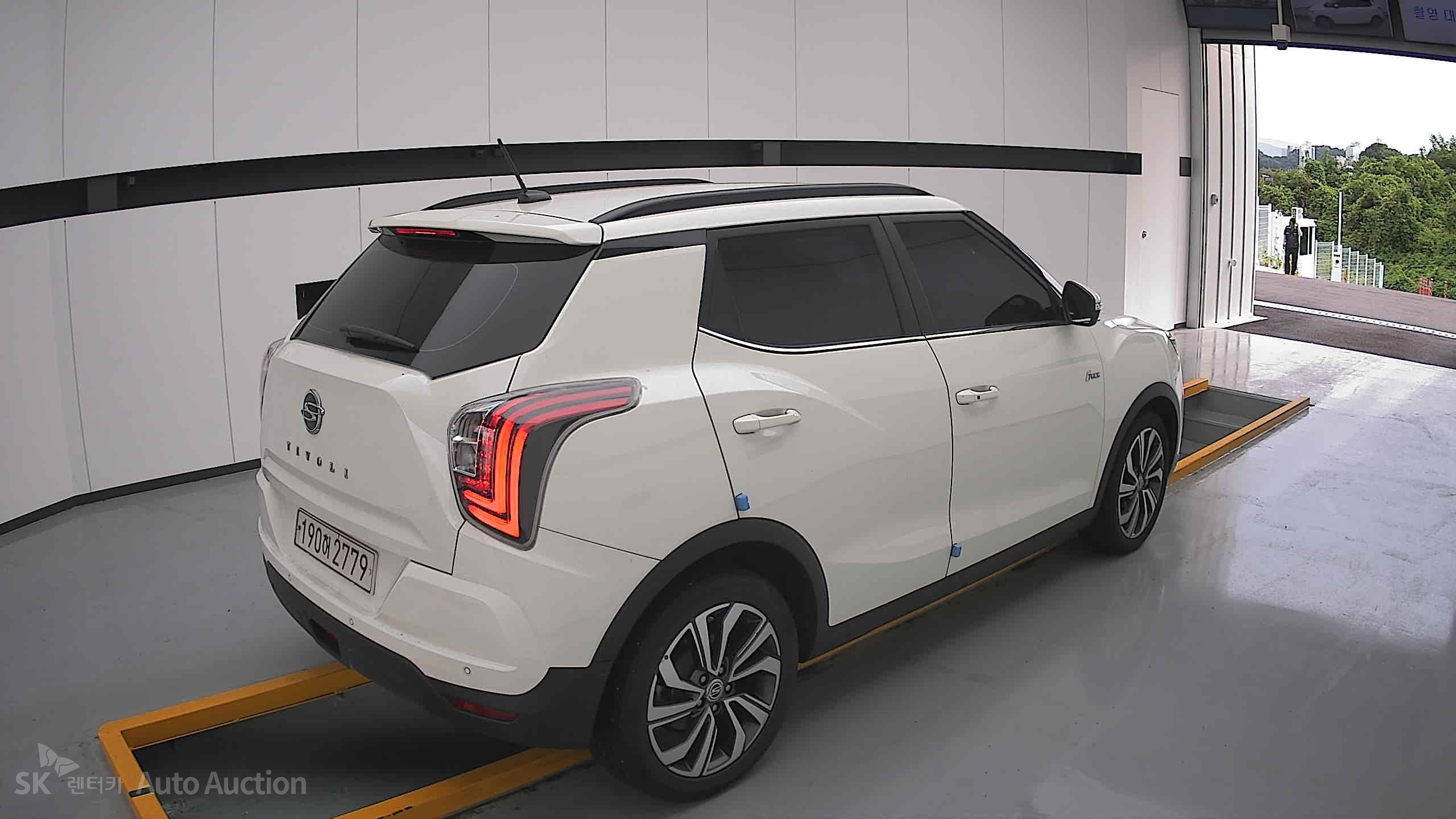 Kg Mobility (Ssangyong) Tivoli 2022 — صورة 17