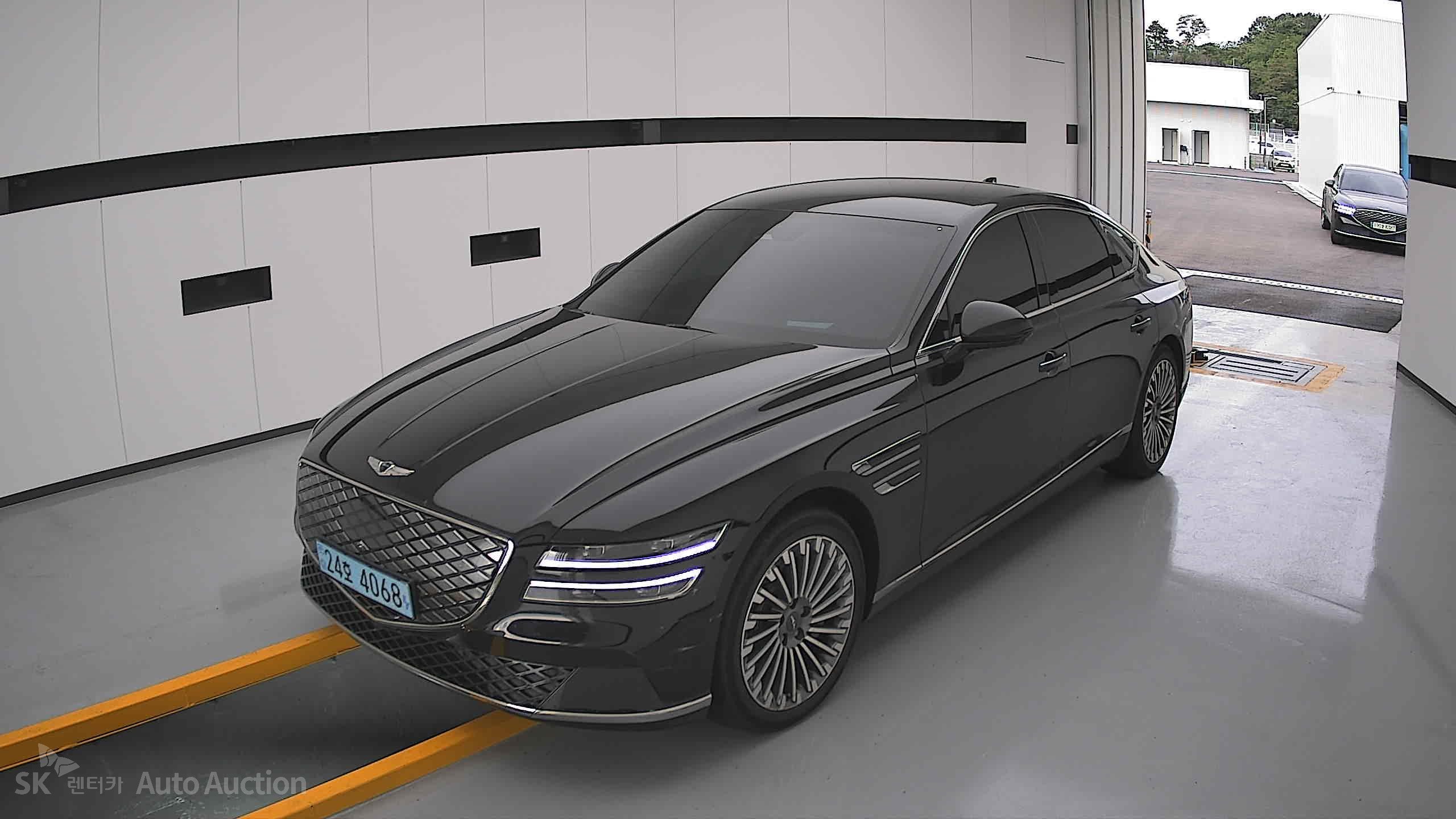 جينيسيس Eg80 2022 — صورة 11