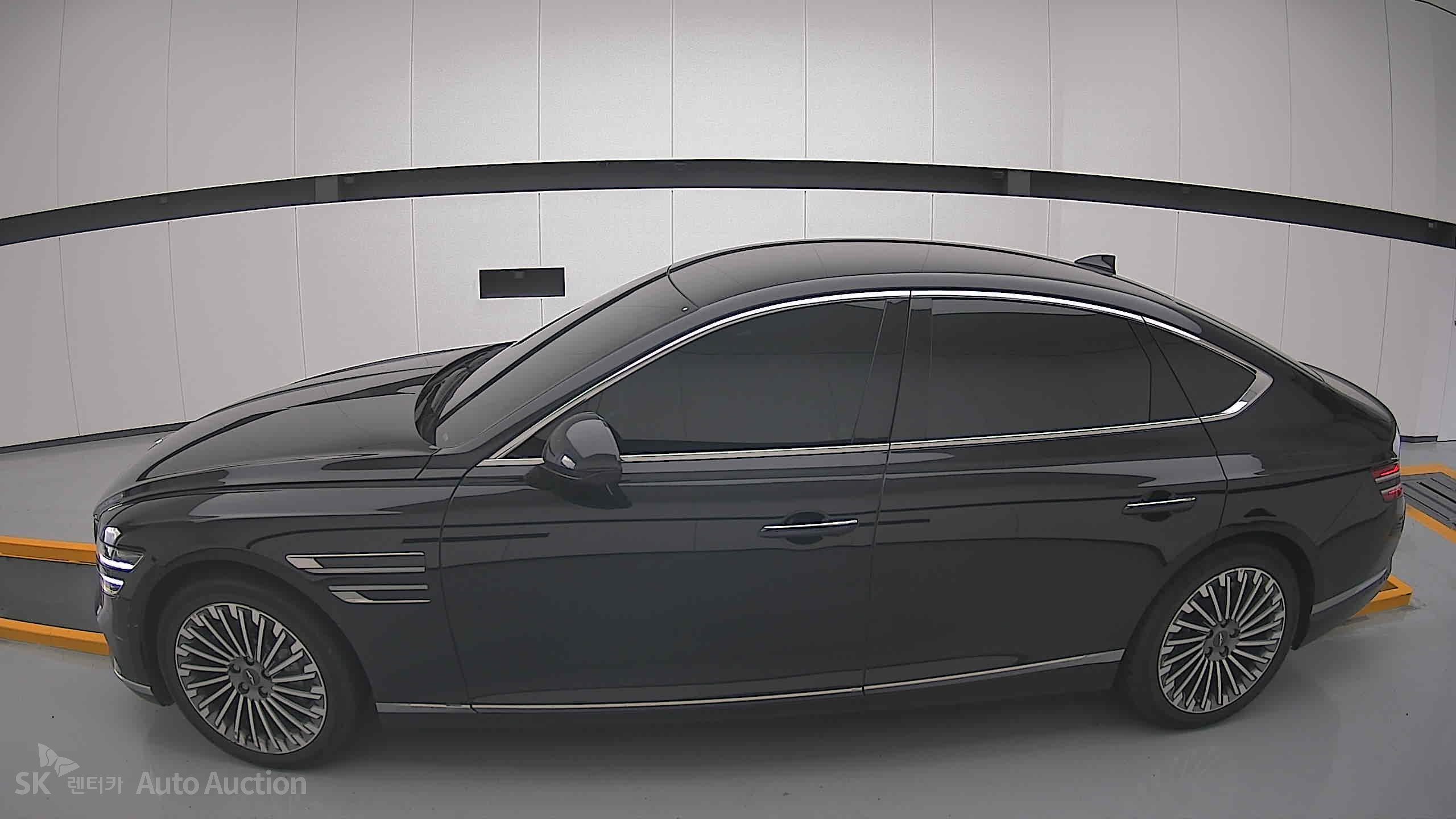 جينيسيس Eg80 2022 — صورة 13