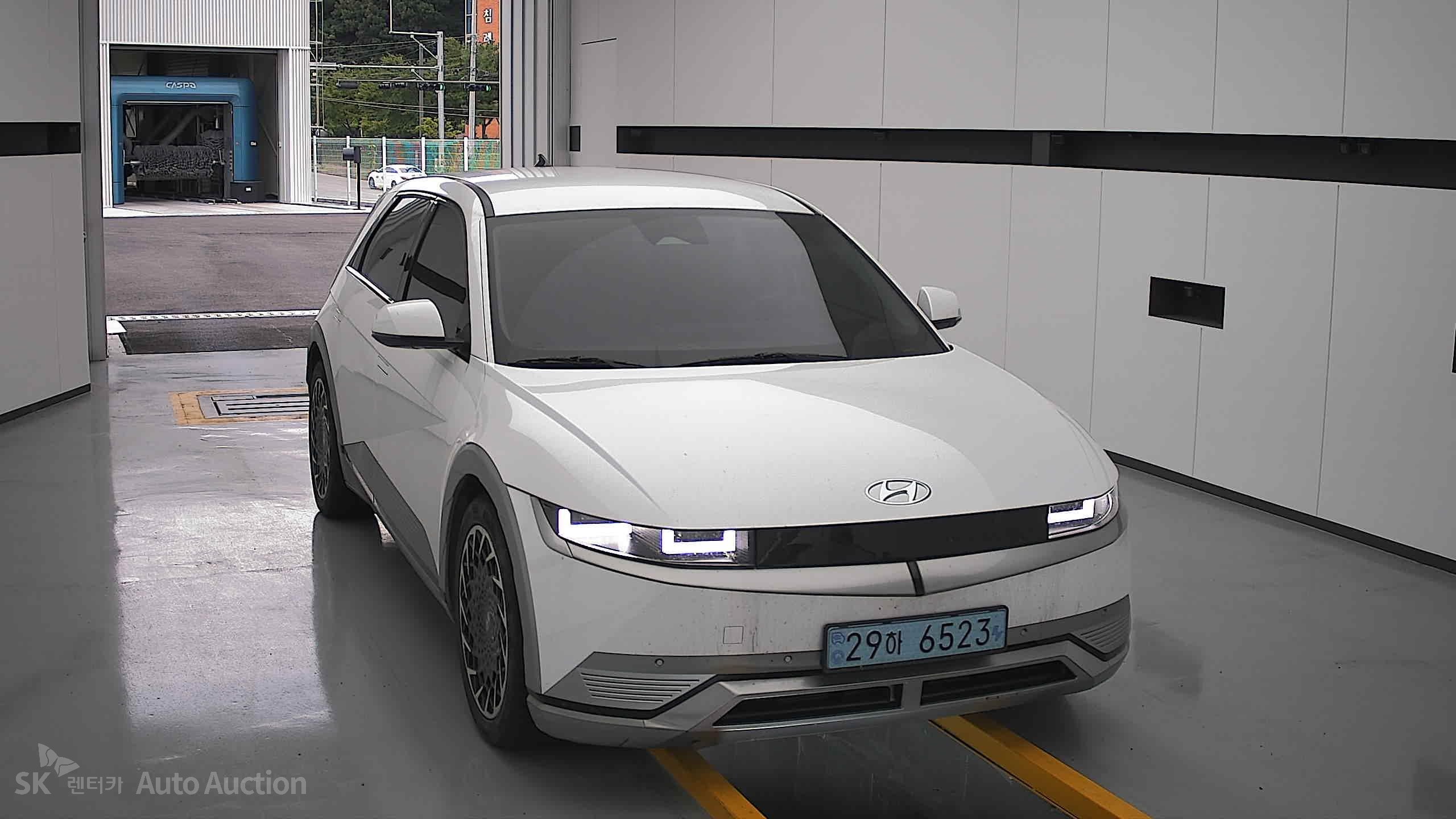 هيونداي Ioniq 2022 — صورة 22