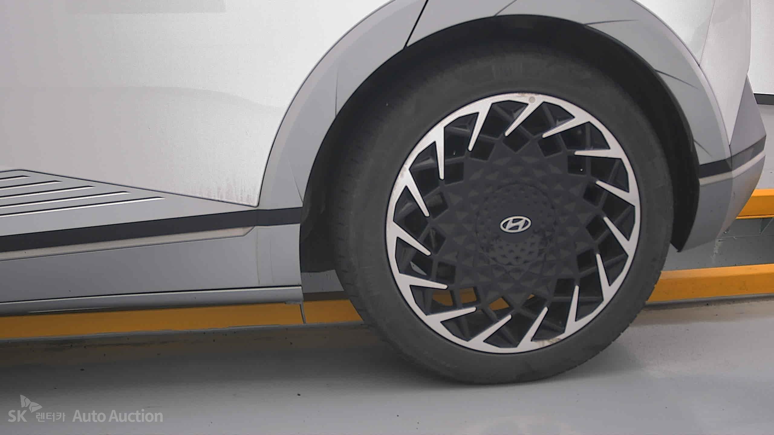 هيونداي Ioniq 2022 — صورة 26