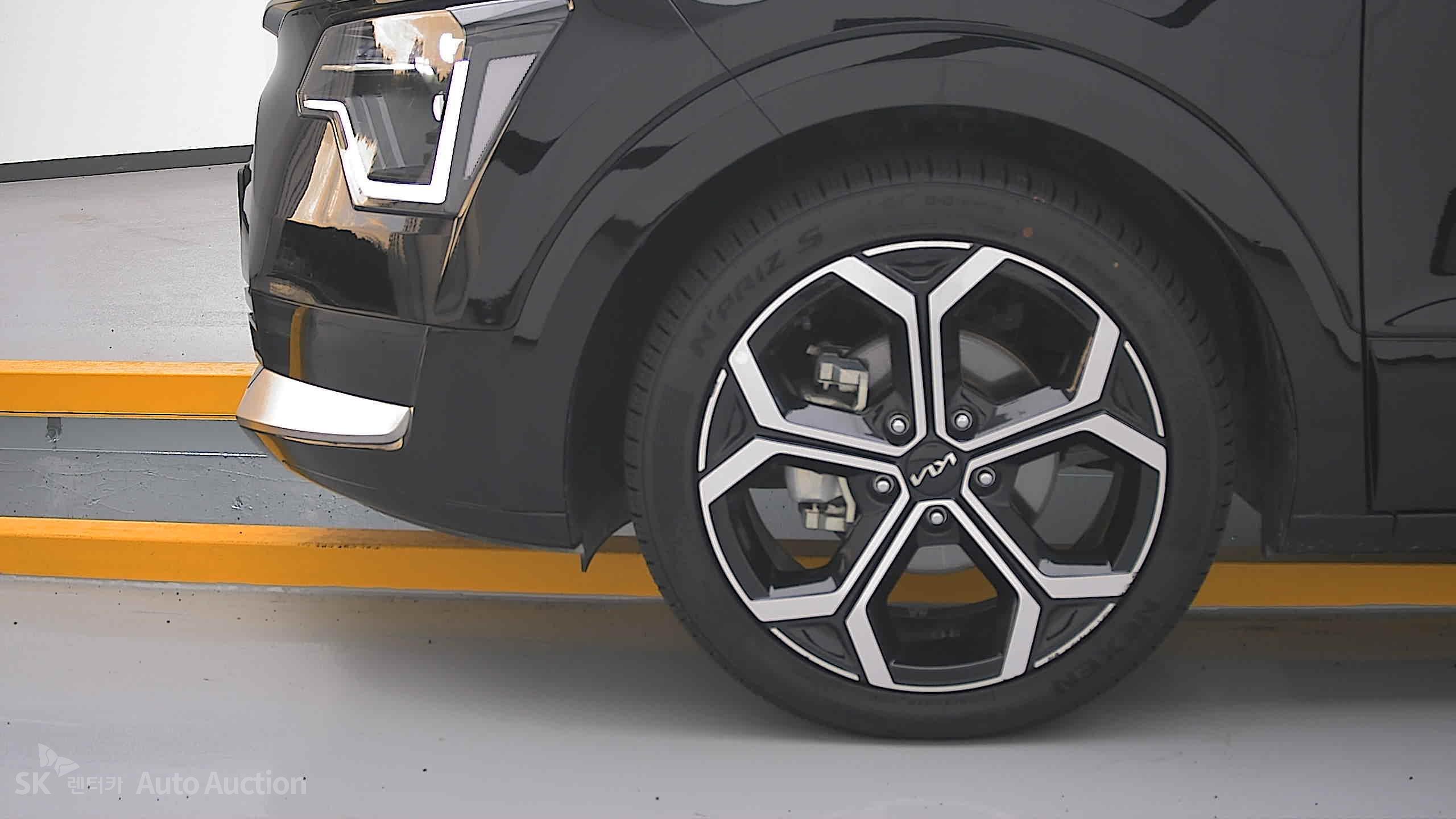 كيا All-New Niro 2023 — صورة 25