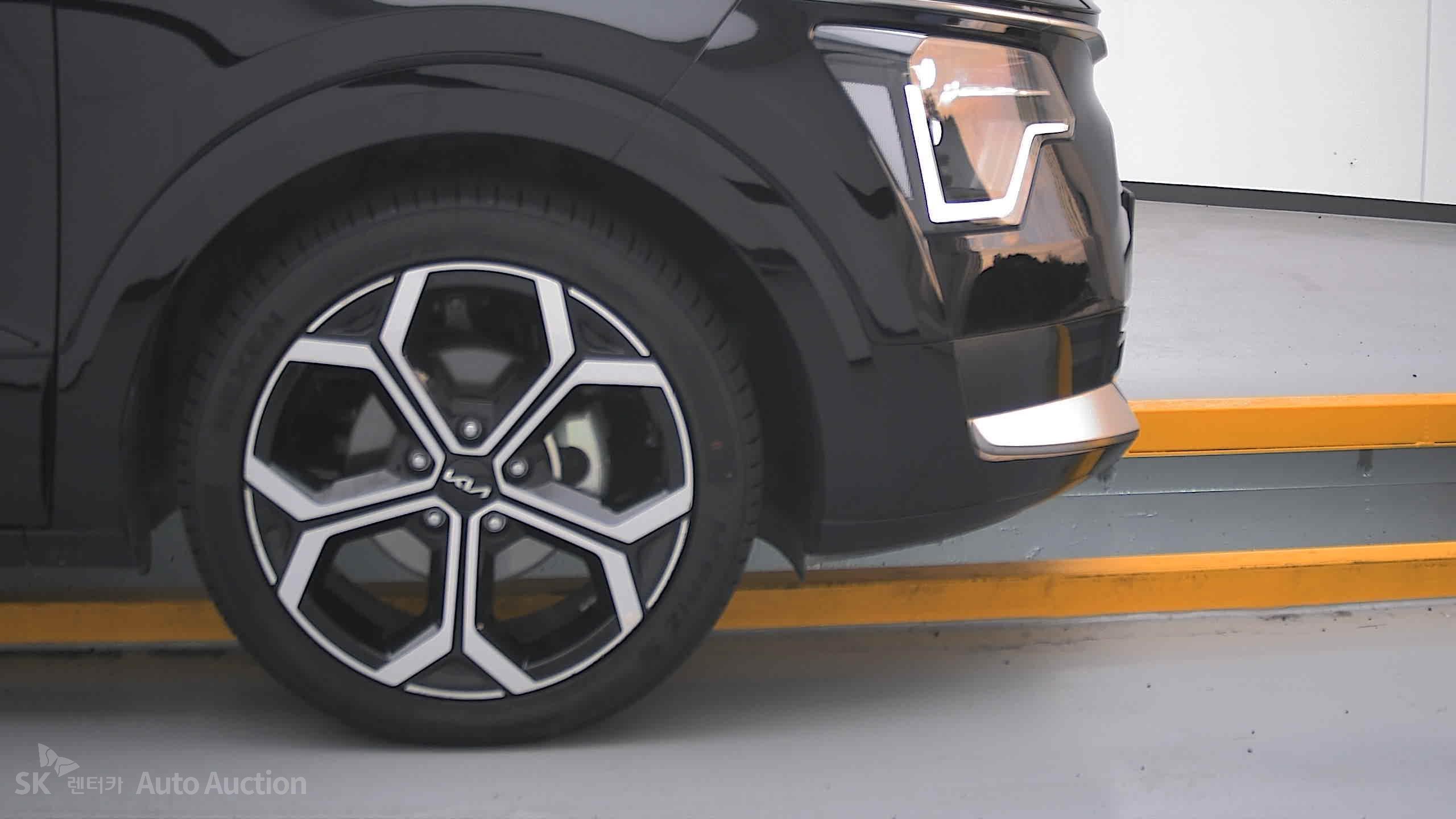 كيا All-New Niro 2023 — صورة 28